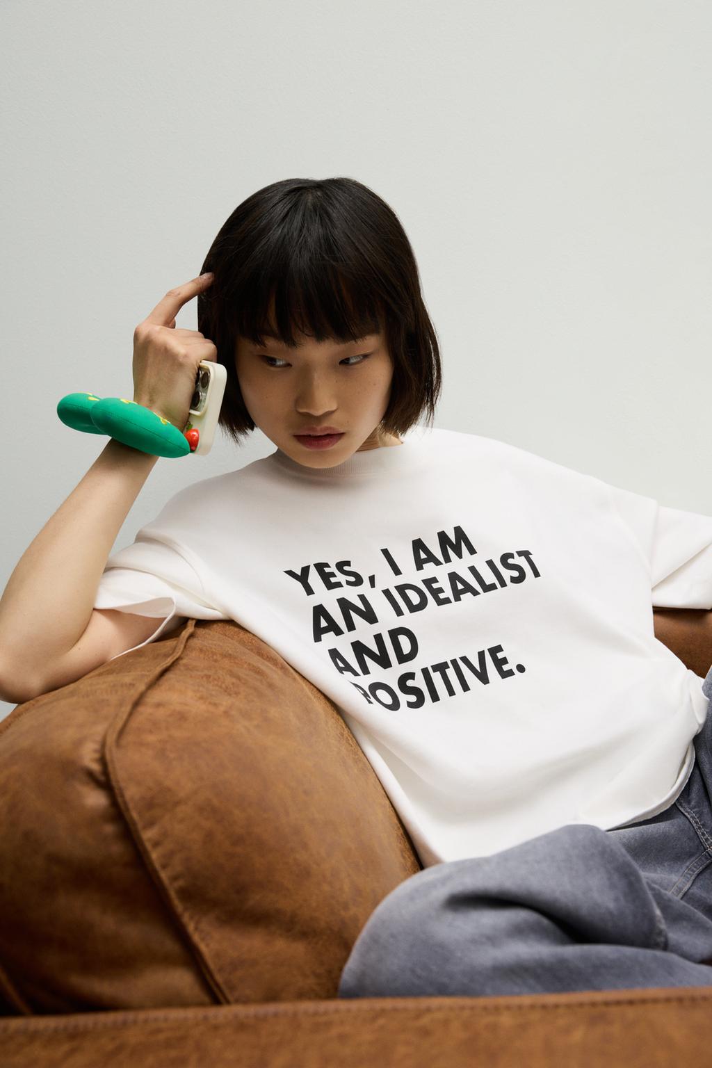 Camiseta oversize estampado texto
