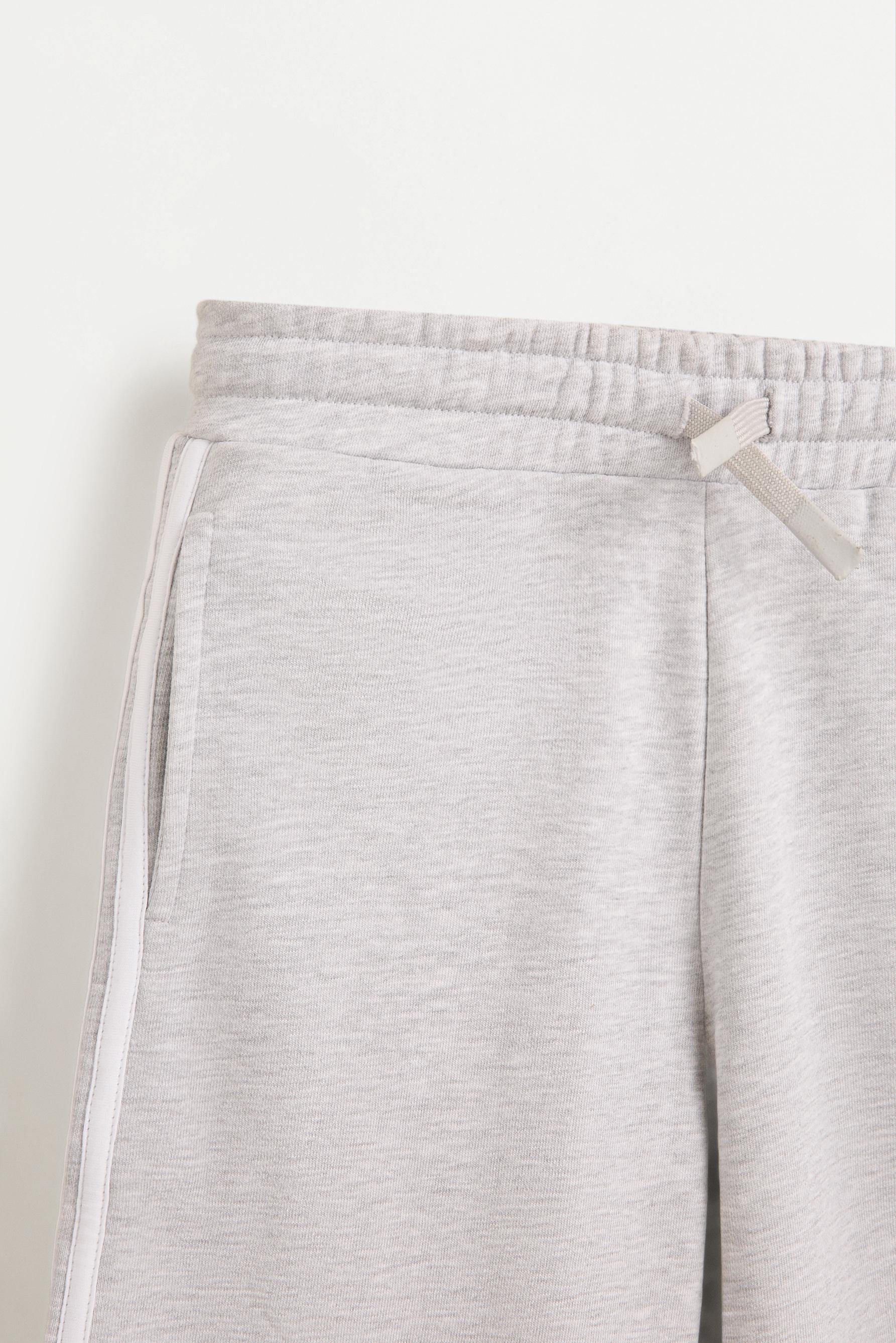 Side-stripe Bermuda shorts — GREY MARL