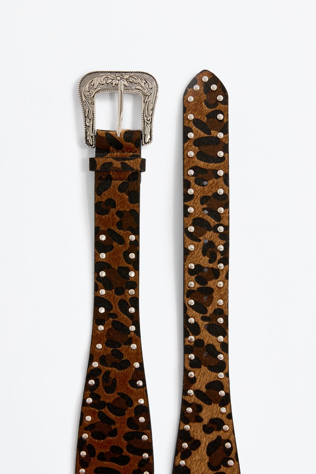 Cinturón animal print tachas