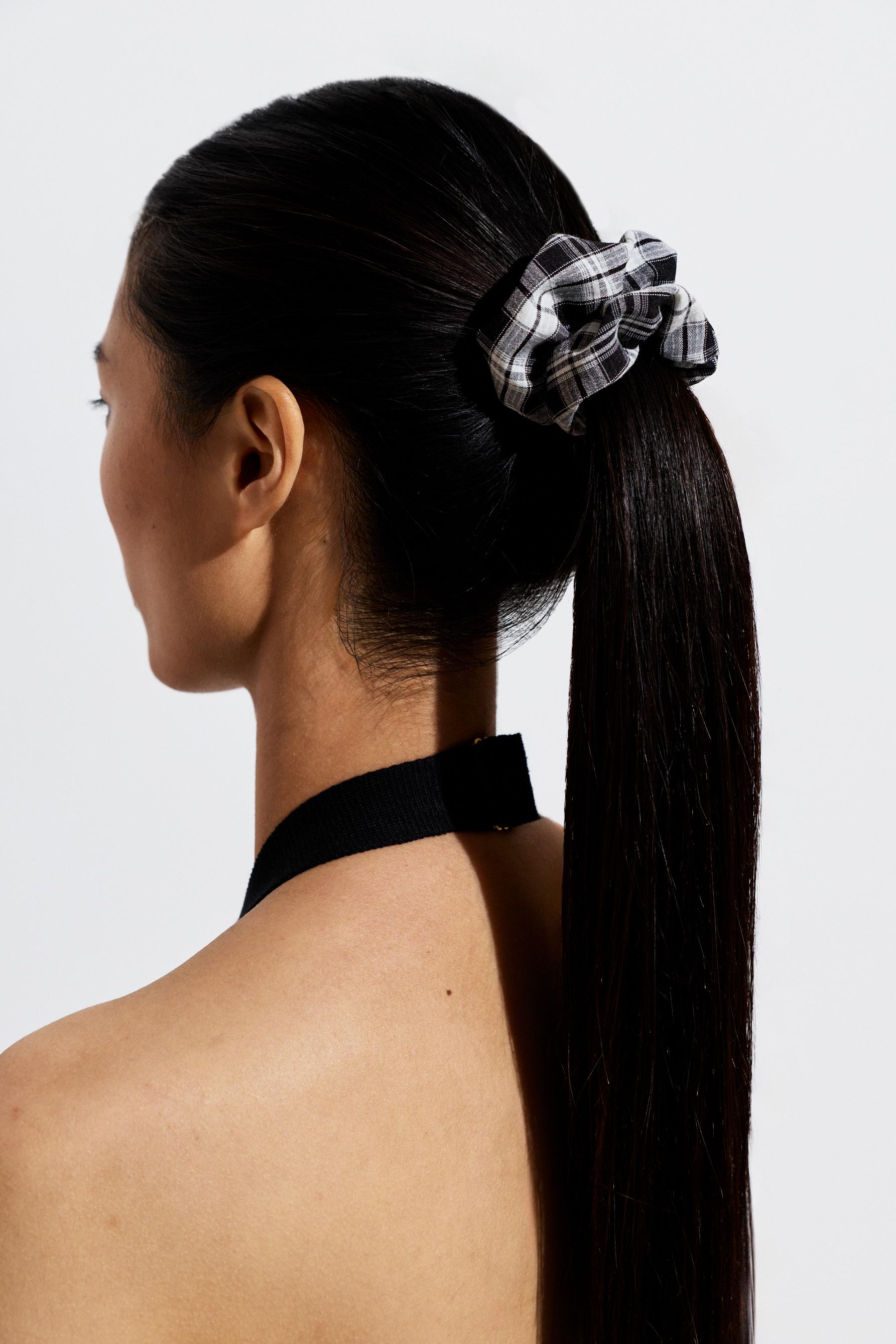Medium assorted scrunchies (3-pack) — BLUE