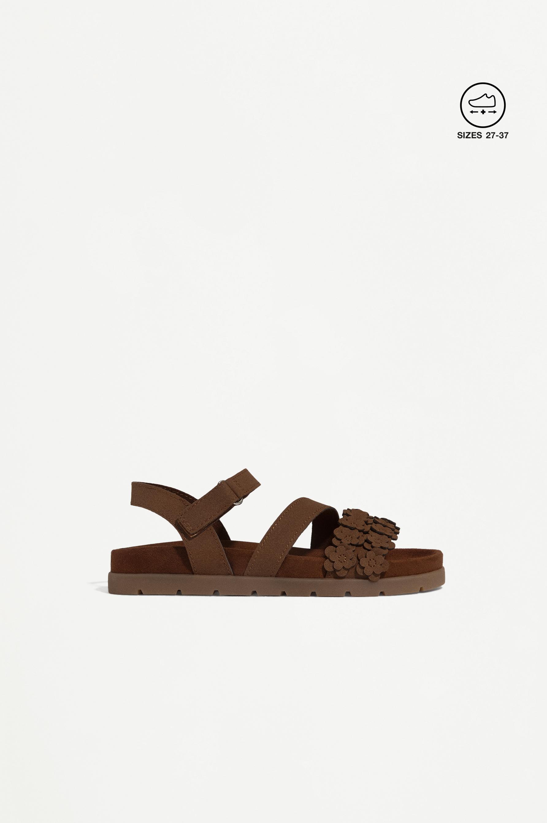 FLORAL STRAPPY SANDALS — LEATHER