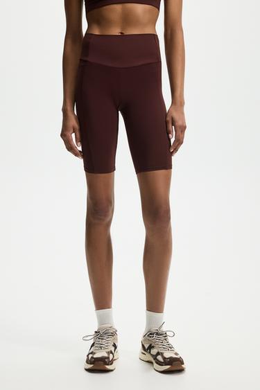 Shaping effect sports cycling leggings. — WINE 3