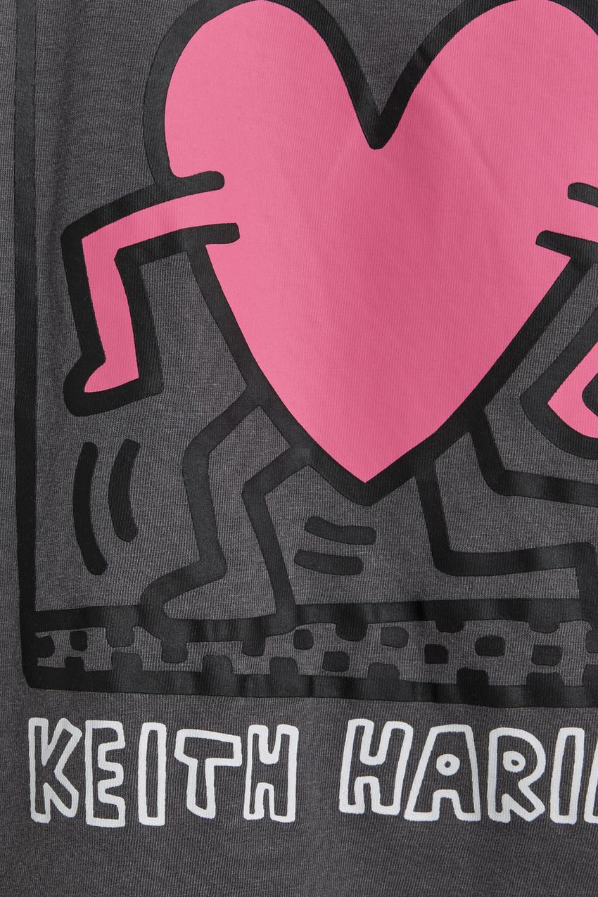 Playera Keith Haring® efecto lavado Sudaderas Zipper Sudaderas
