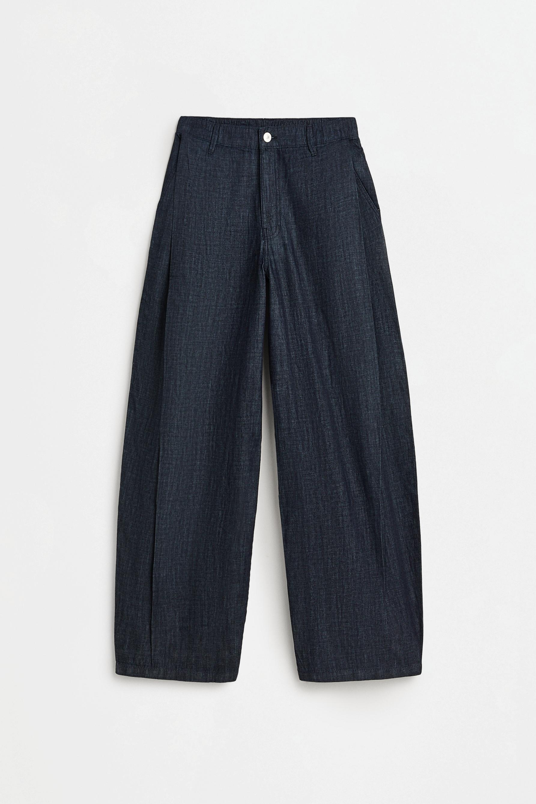 Barrel-leg darted trousers — NAVY