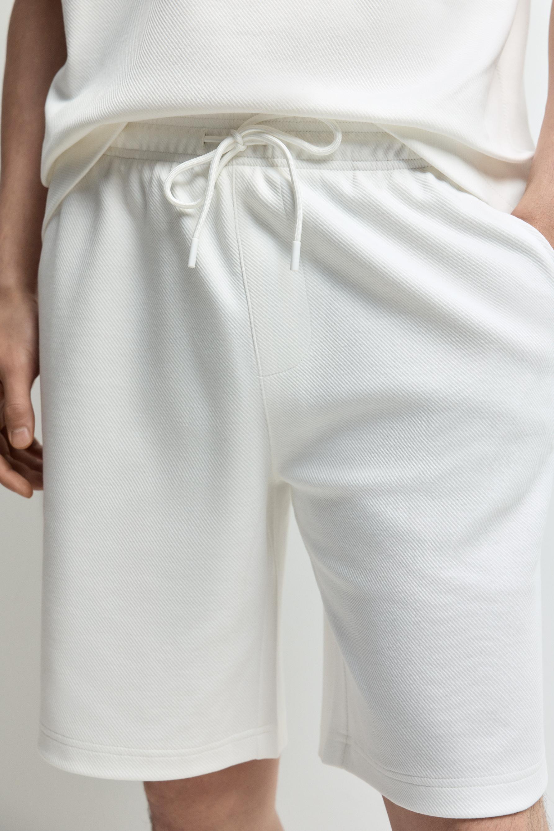 Jogger Bermuda shorts — WHITE
