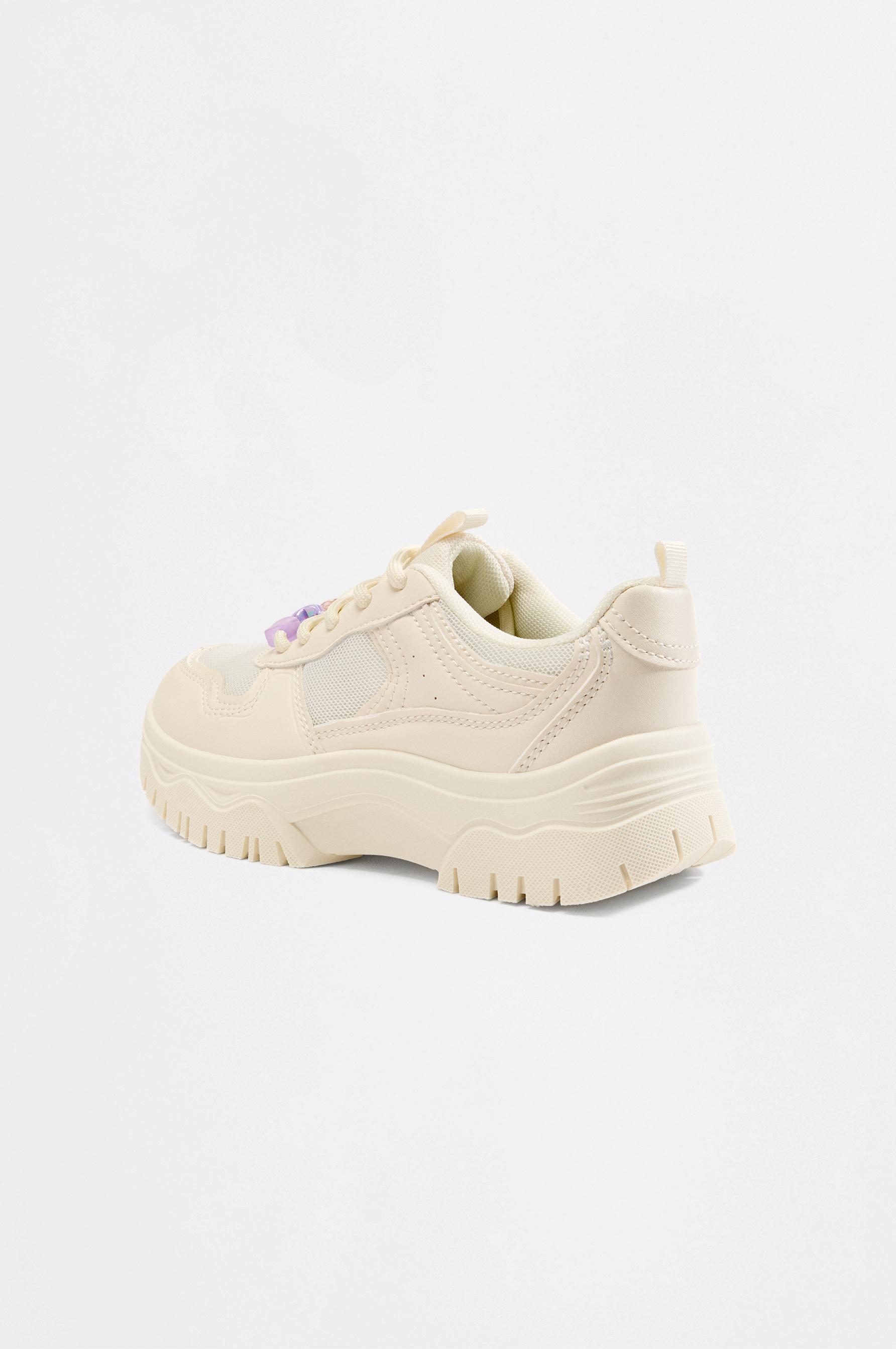 Platform charm sneakers — WHITE