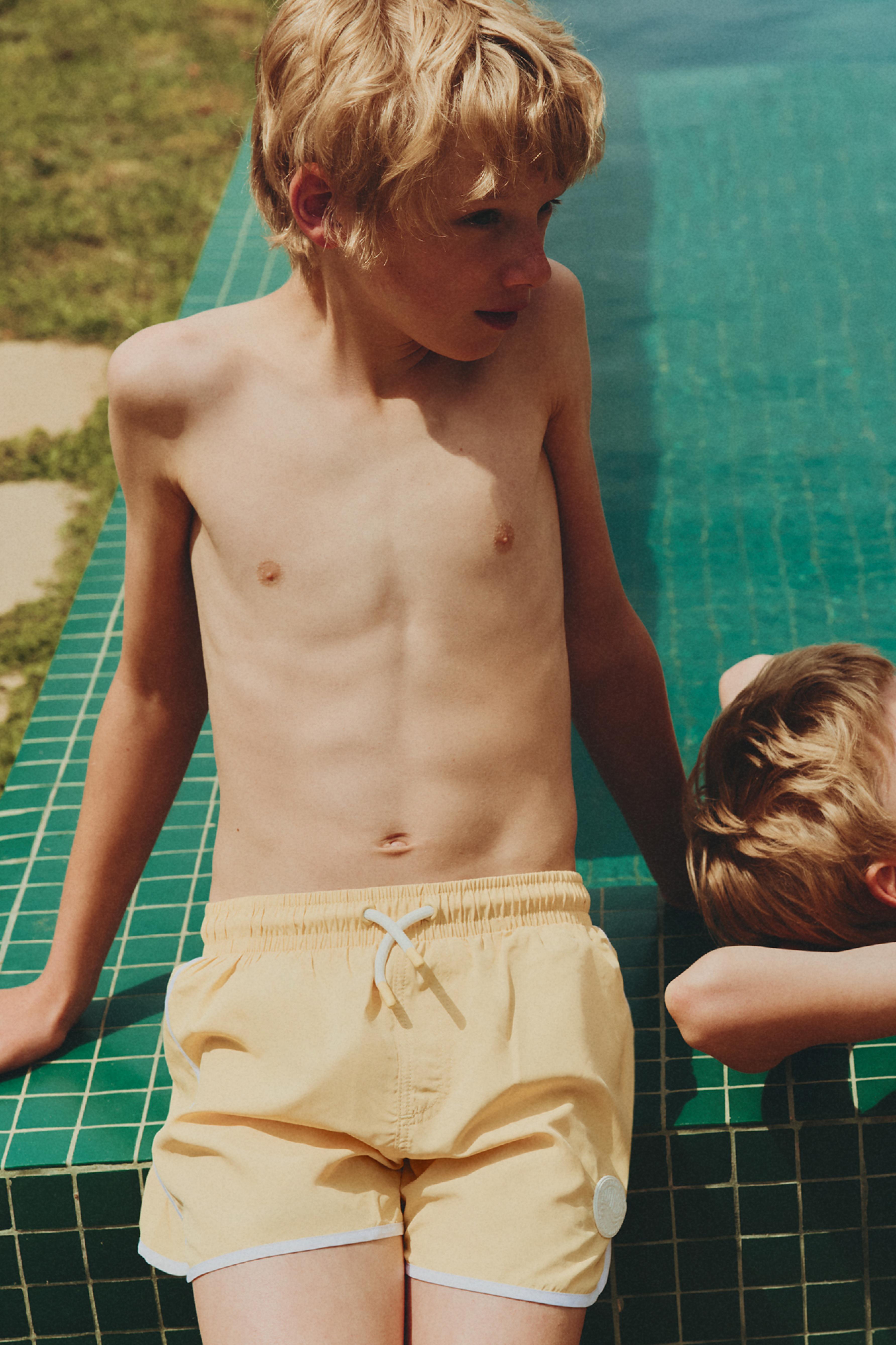 Contrast-line swim shorts — CURRY YELLOW