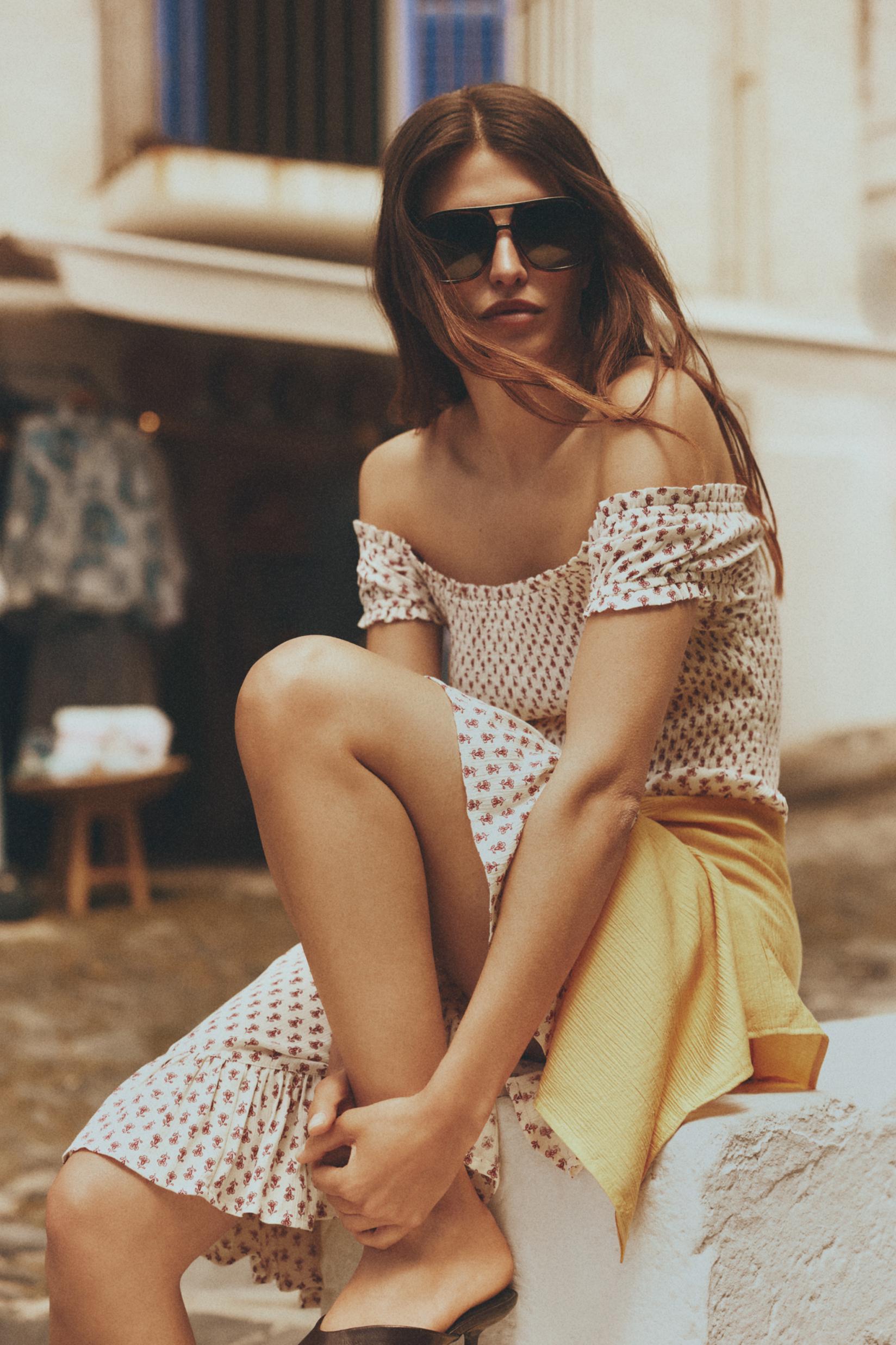 Smocked short dress — ECRU/MAROON