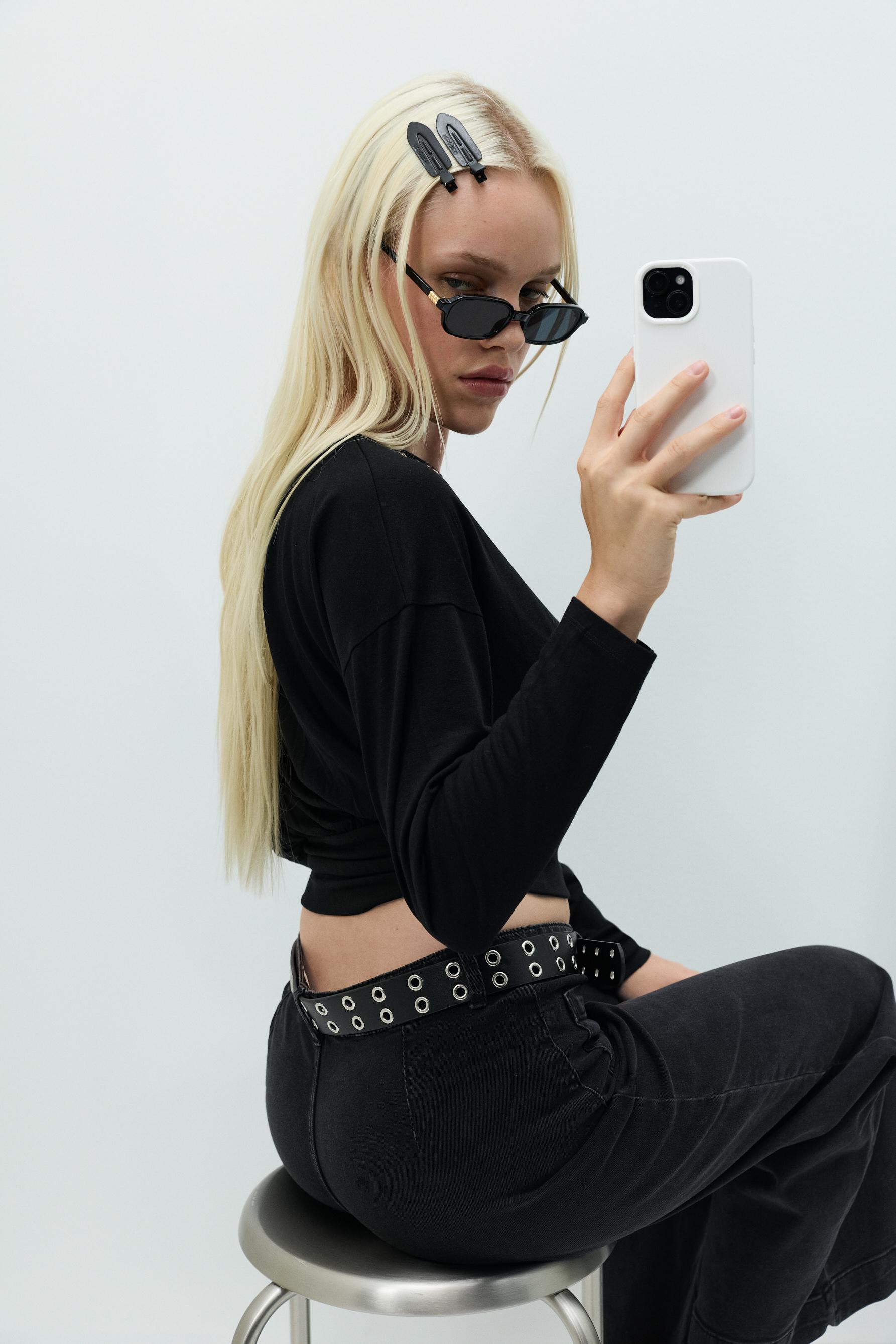 Drop-shoulder T-shirt — BLACK
