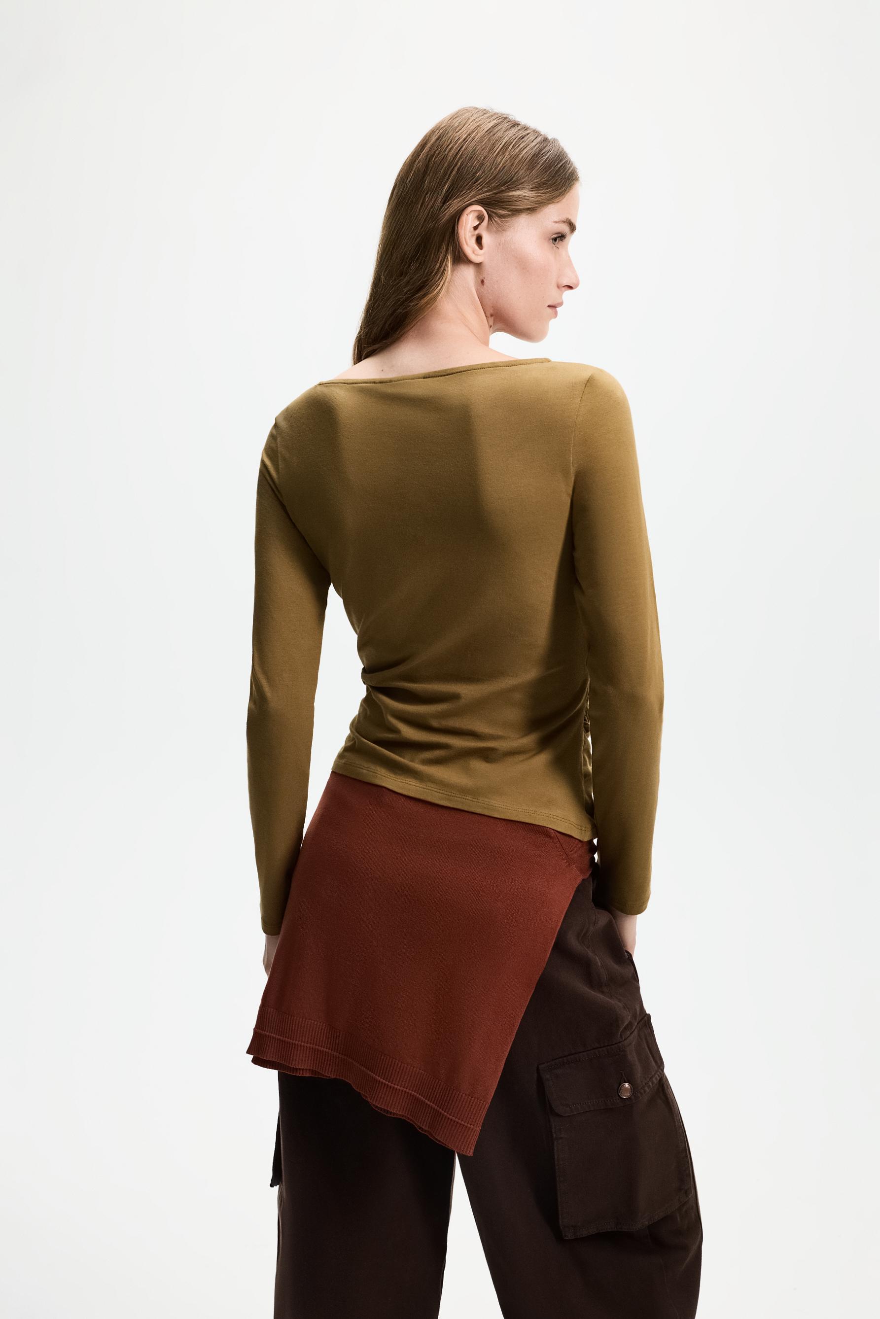 Ruched T-shirt — GREENISH