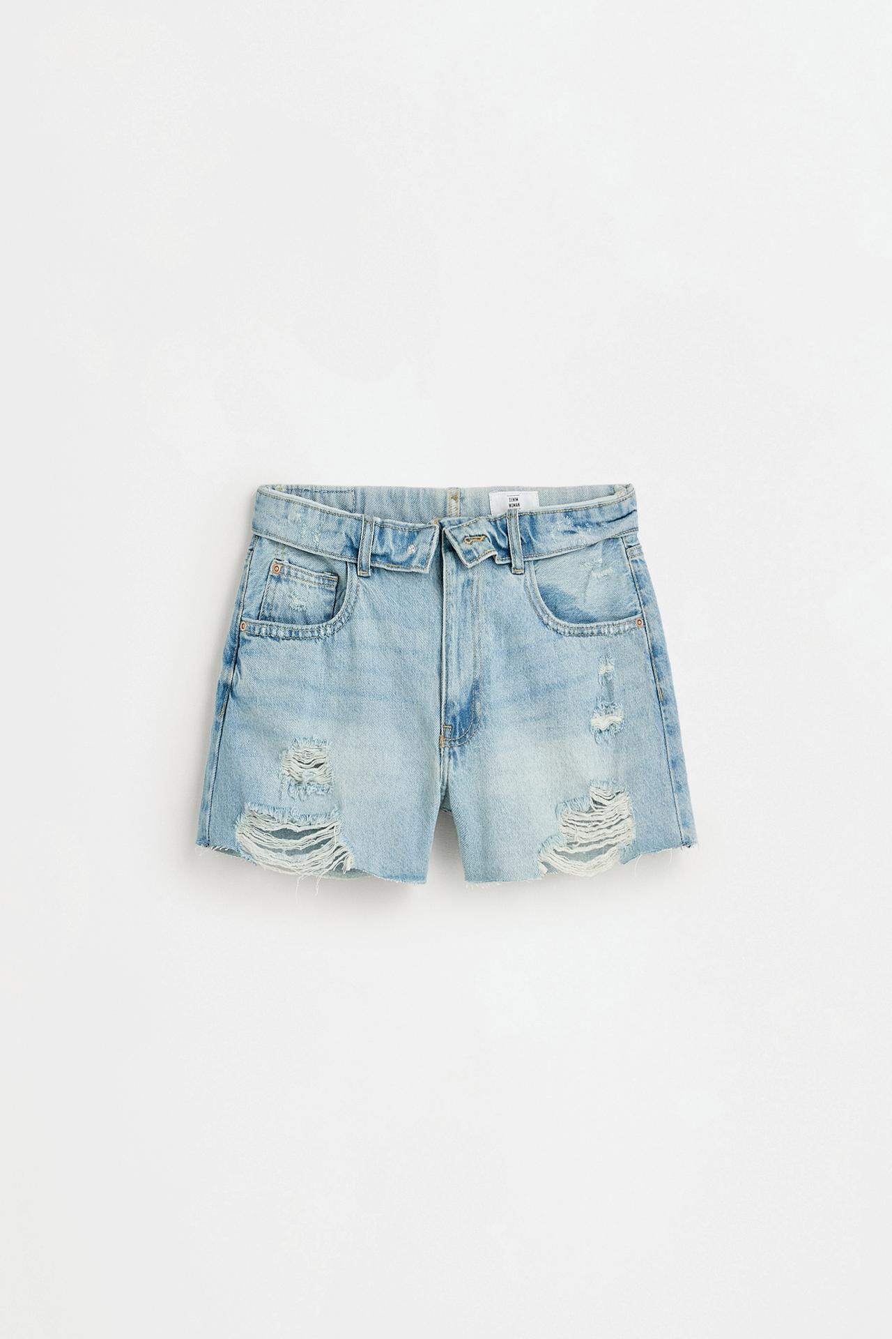 Distressed denim shorts — PASTEL BLUE