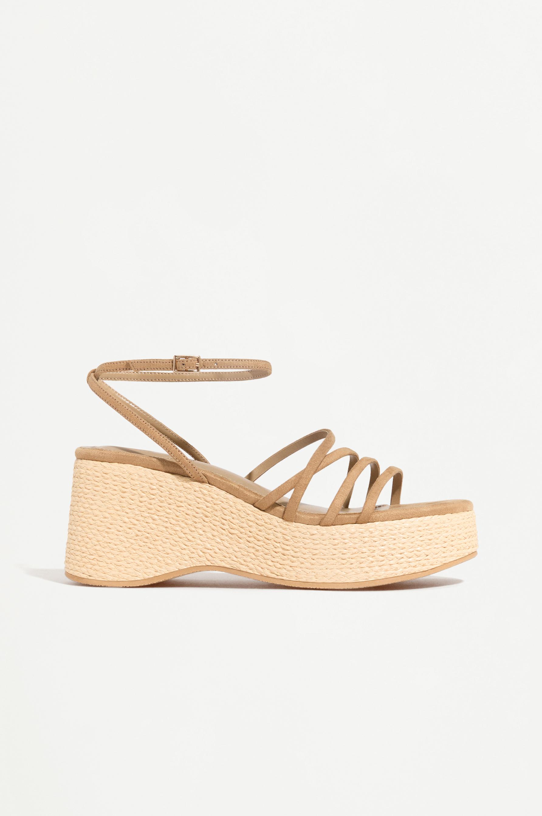 Raffia wedge sandal — BROWN