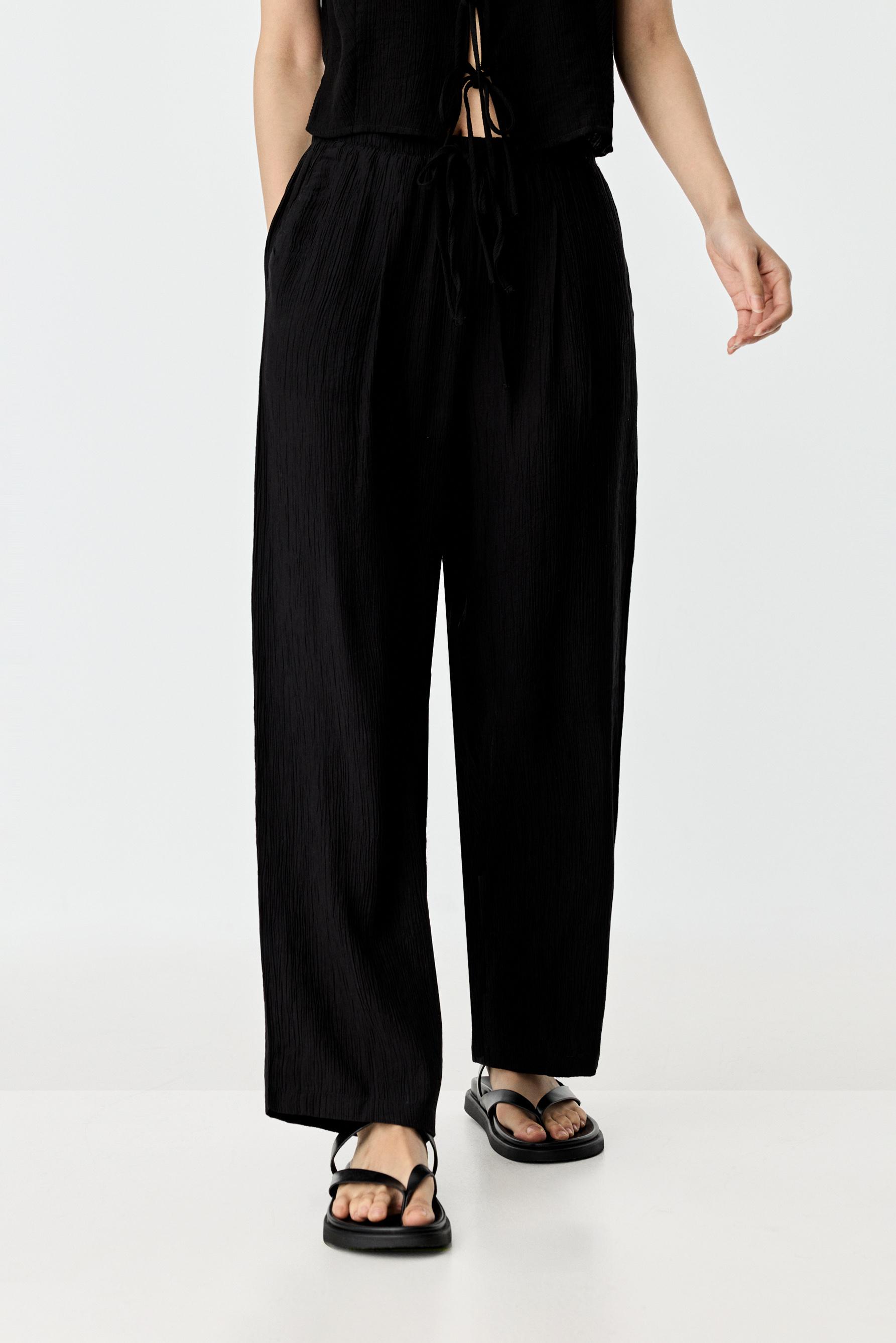 Textured jogging trousers — BLACK