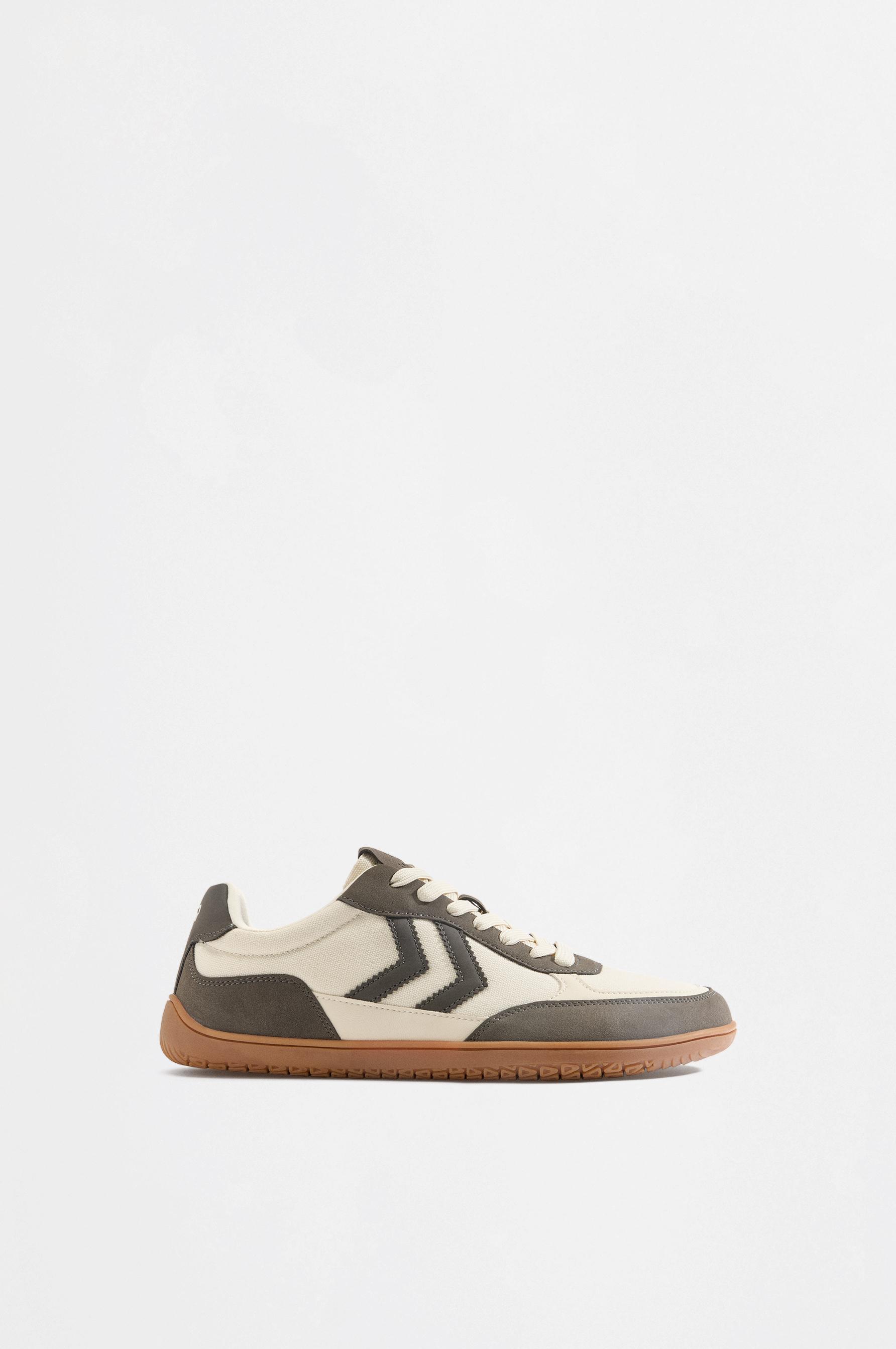 Hummel Barefoot Sneakers — OTHERS