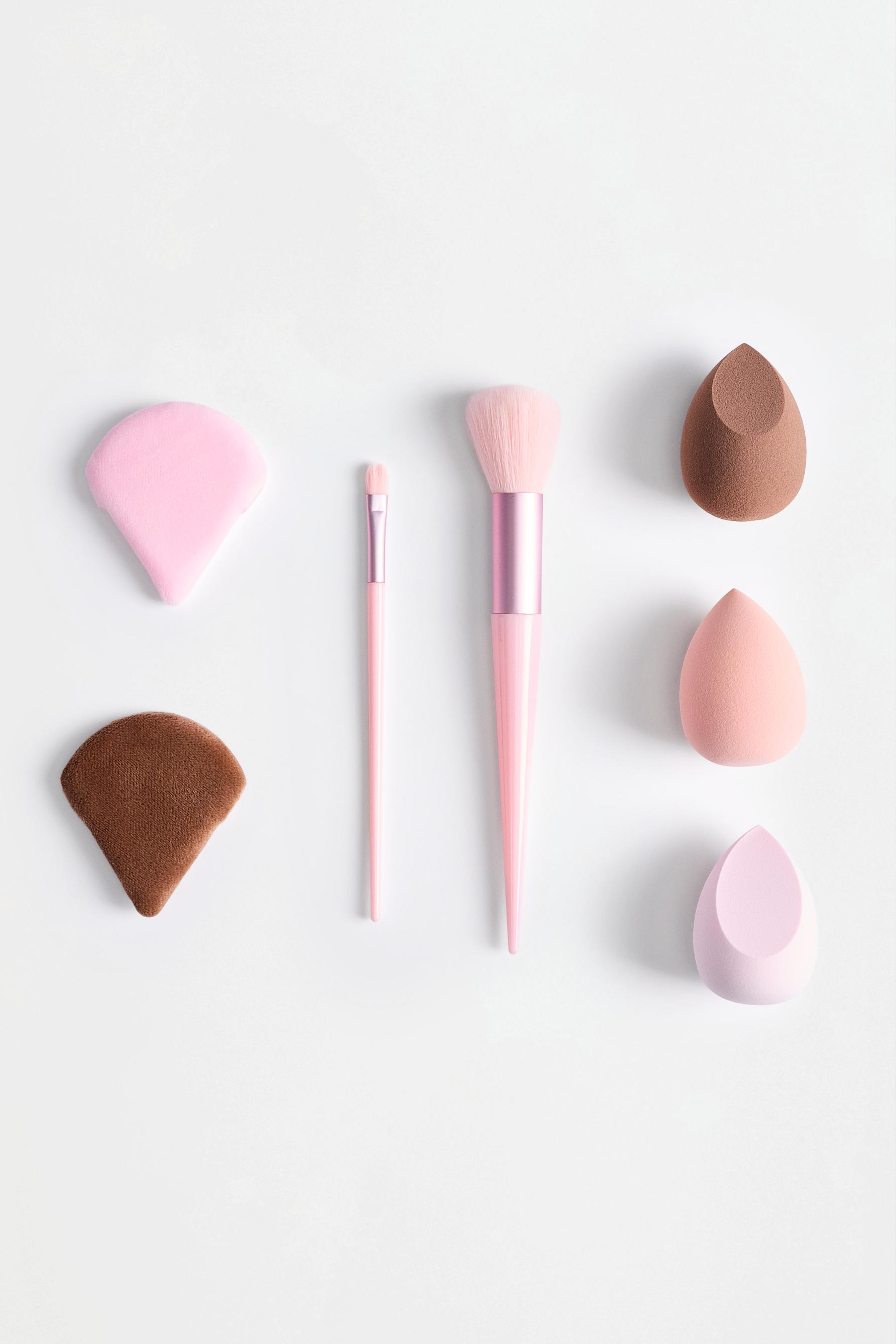 Makeup sponge and brush set — BROWN