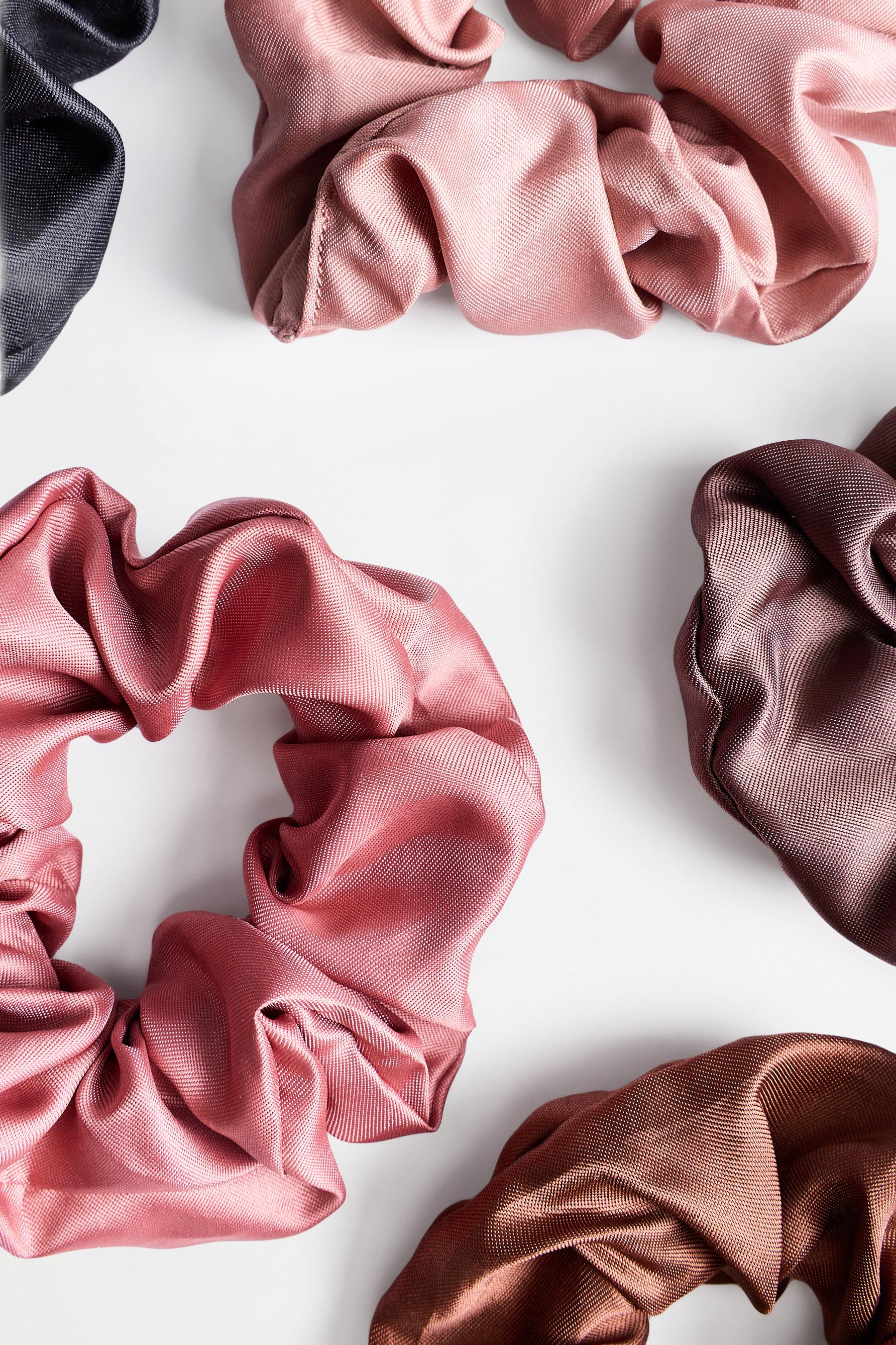 Satin scrunchies (5-pack) — VARIOUS