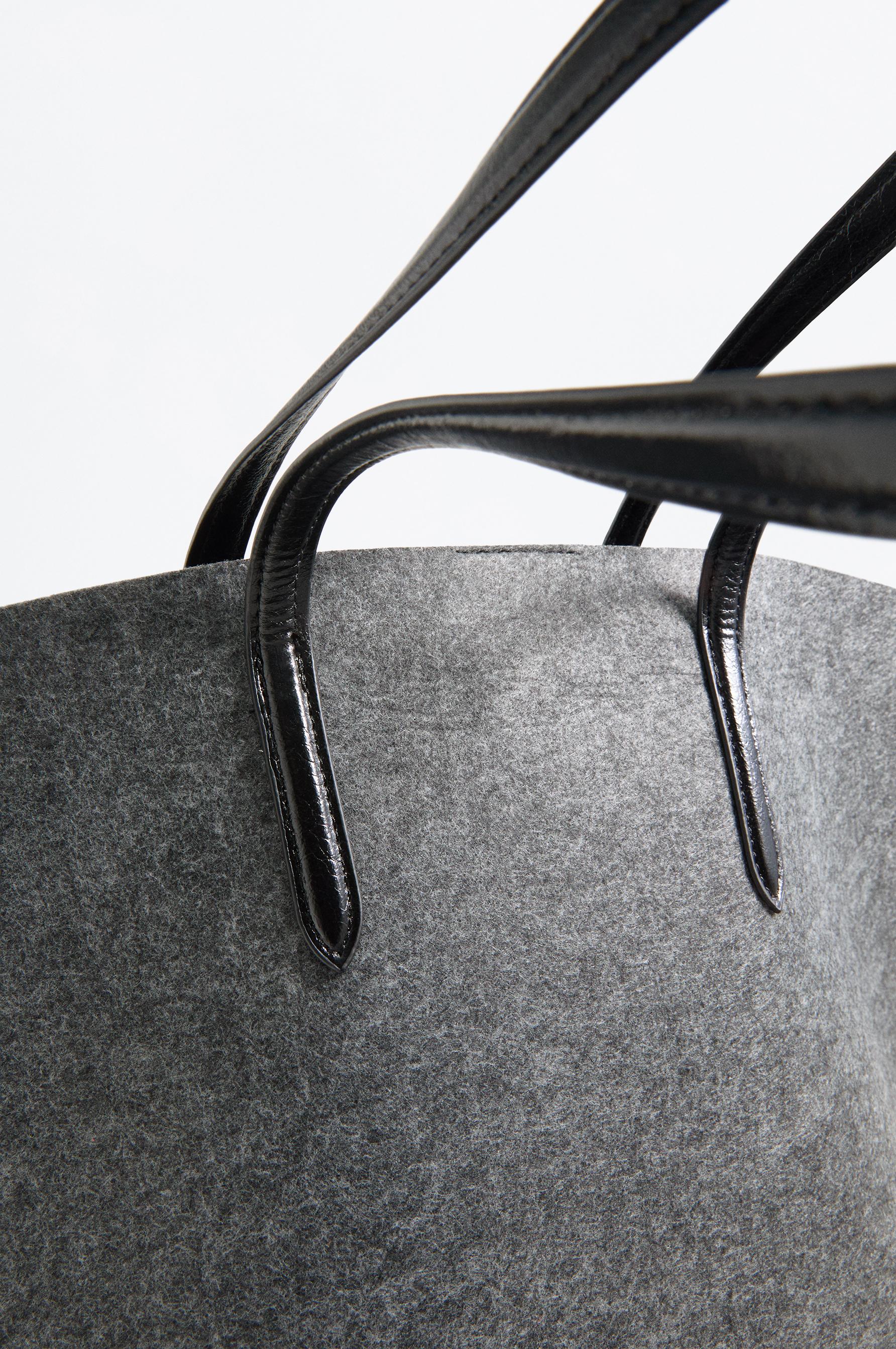 Felt shopper bag — GREY