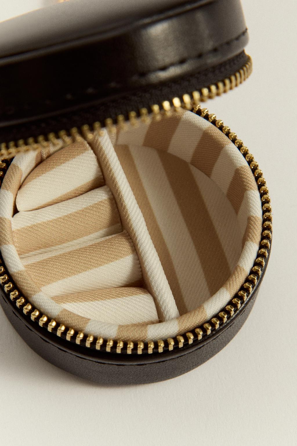 Mini circular jewelry box – Lefties – صورة المنتج