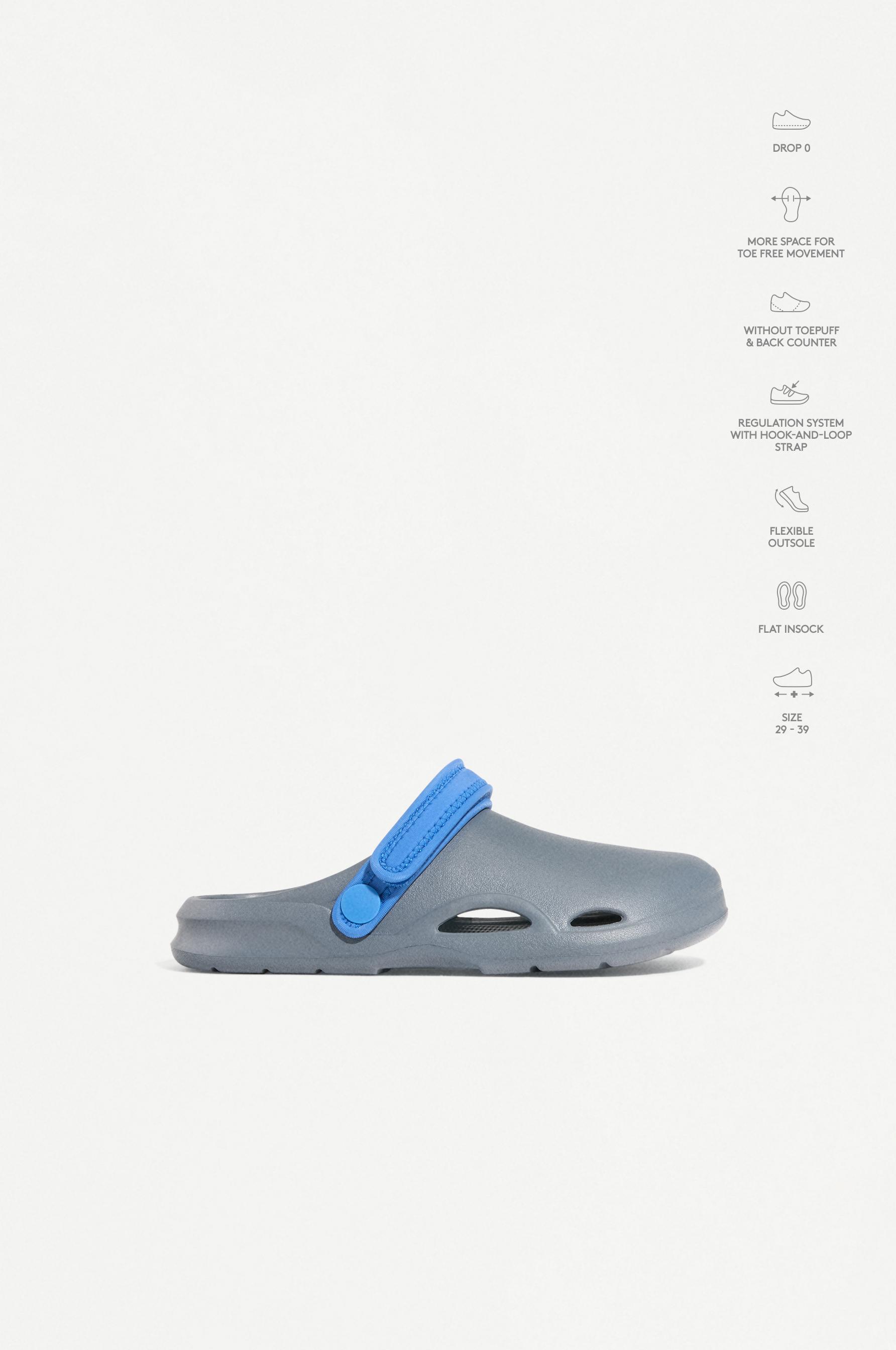 BAREFOOT POOL CLOG — BLUE