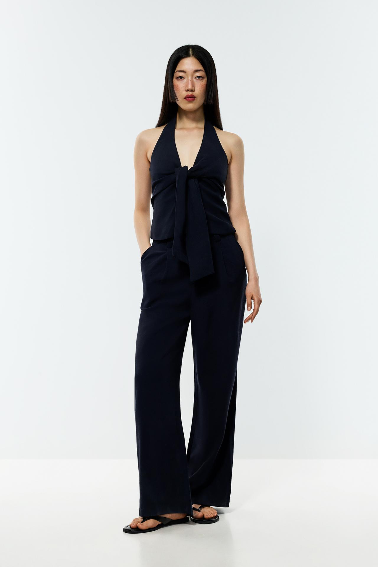Halter top with front knot — NAVY BLUE