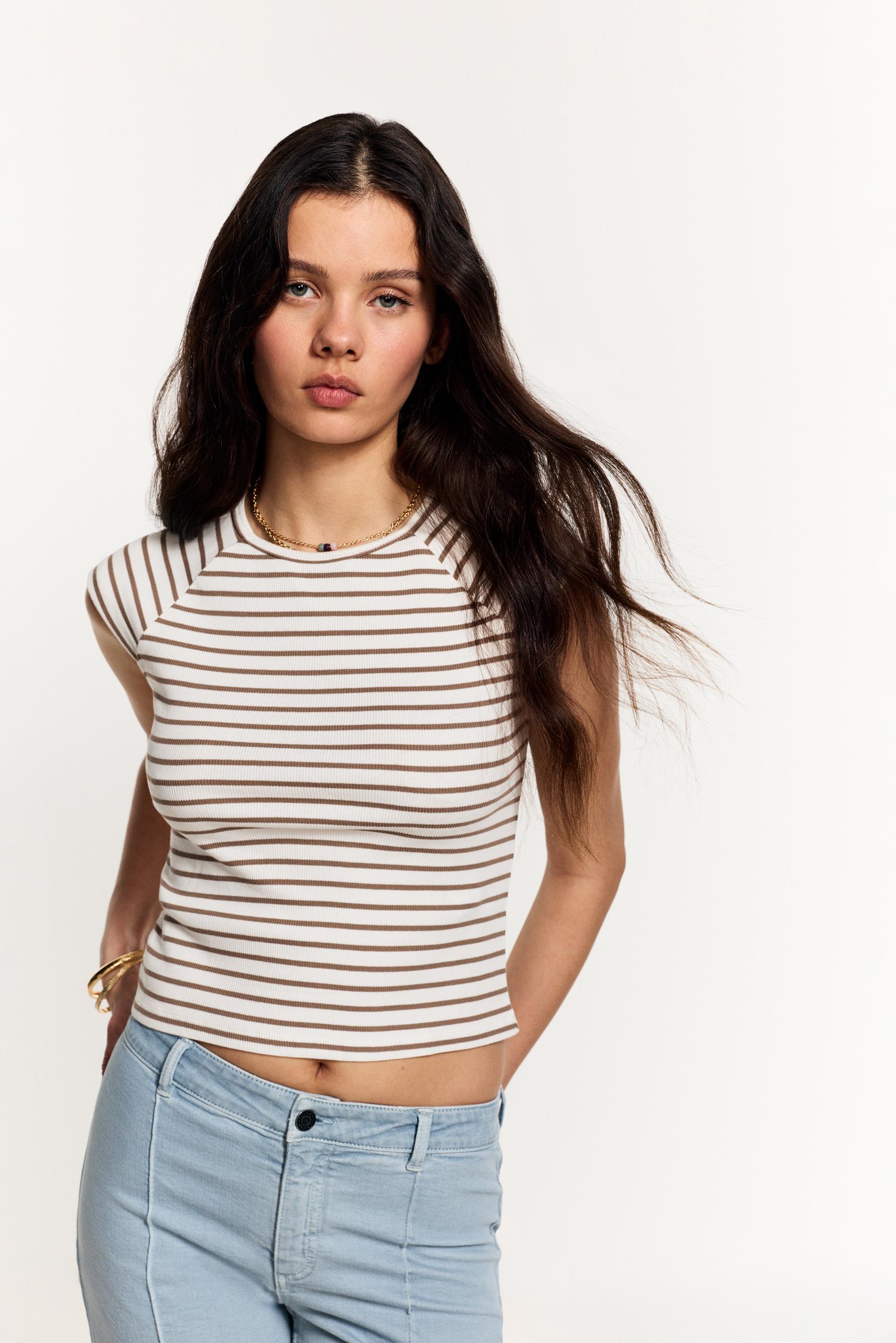 Camiseta básica manga ranglán