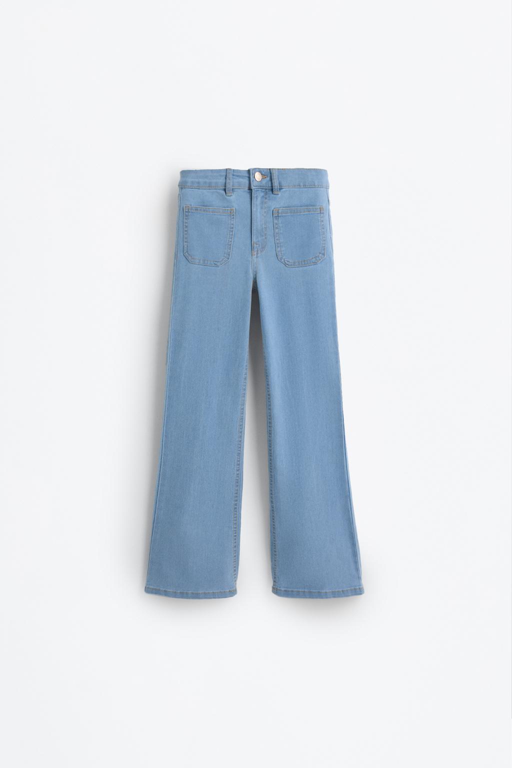 Flared jeans with pockets