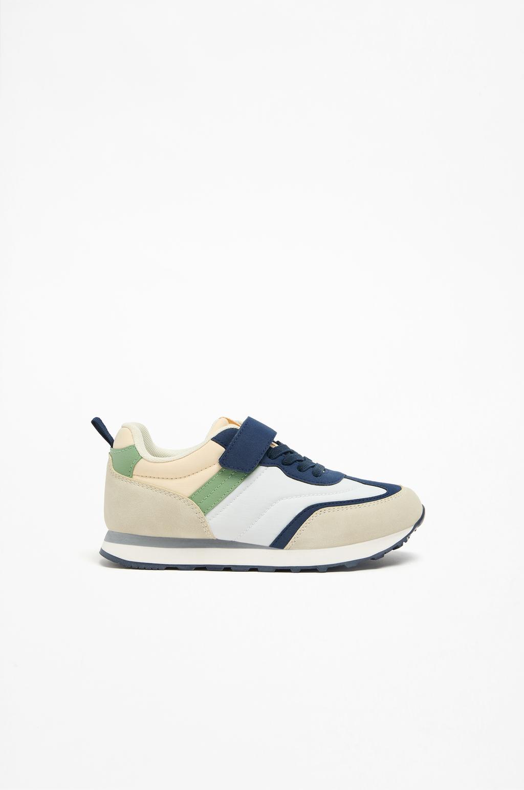 Zapatilla deportiva casual