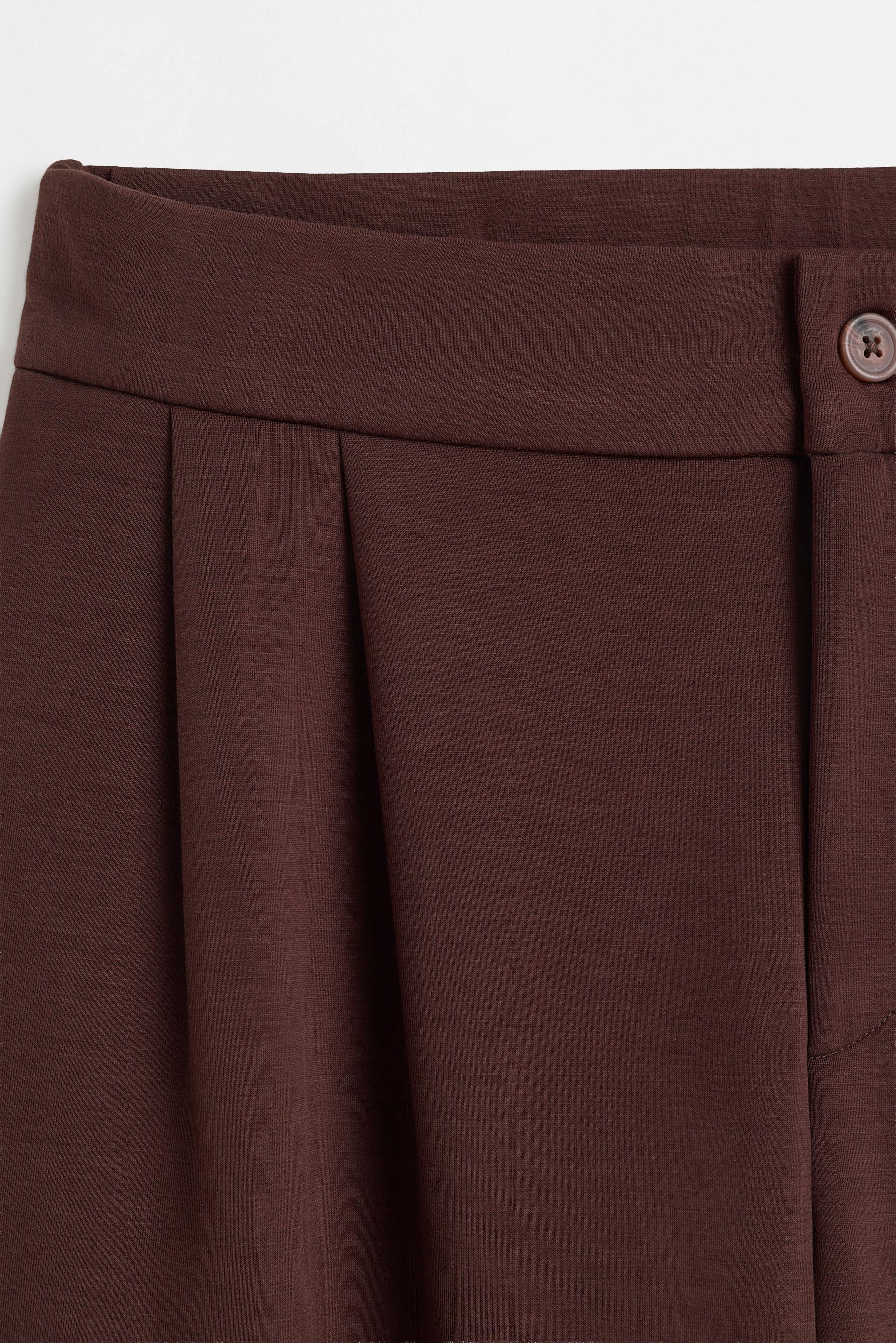 Wide-leg pleated trousers — CHOCOLATE