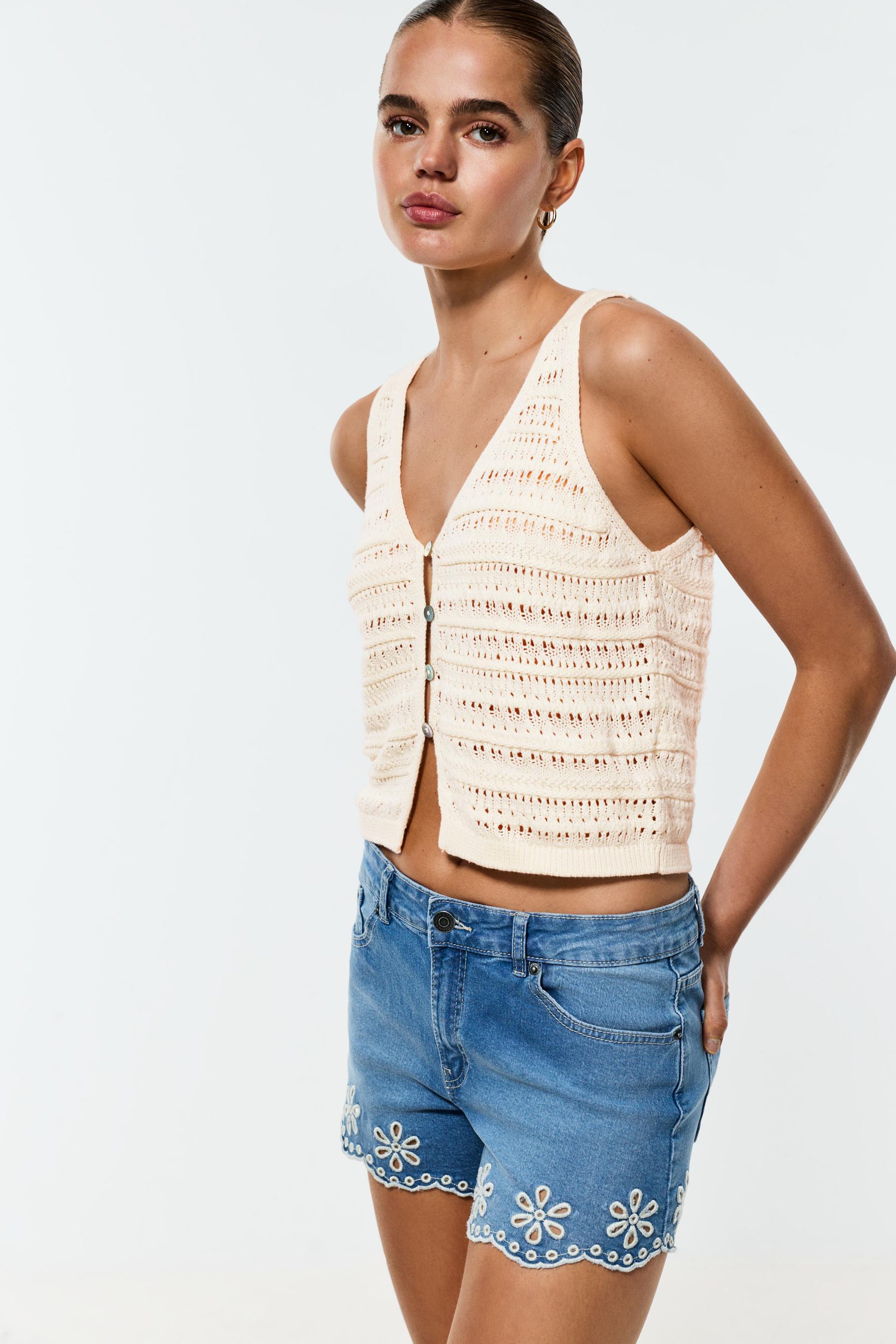 Cutwork knit top — BEIGE