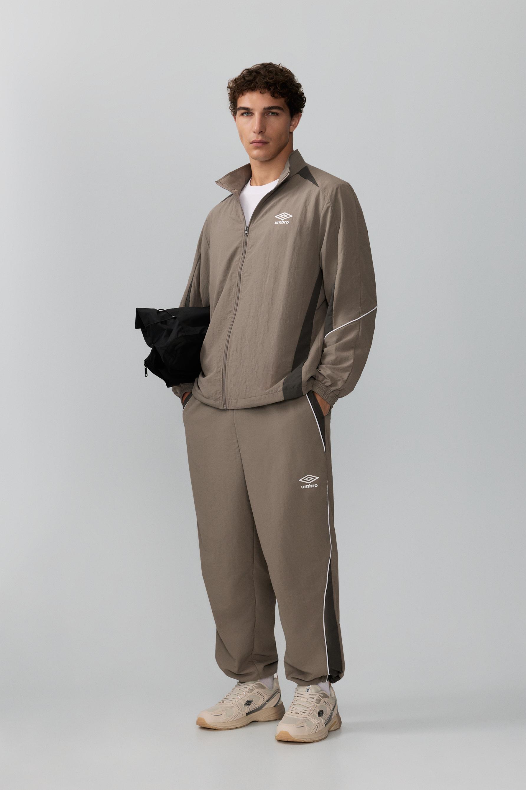 Pantalón técnico Umbro x Lefties