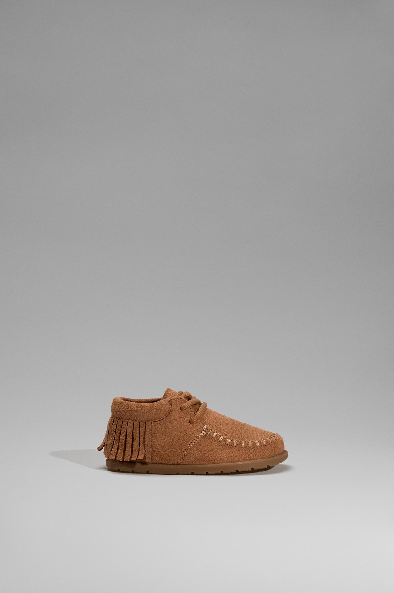Barefoot faux-suede fringed bootie moccasins — BROWN