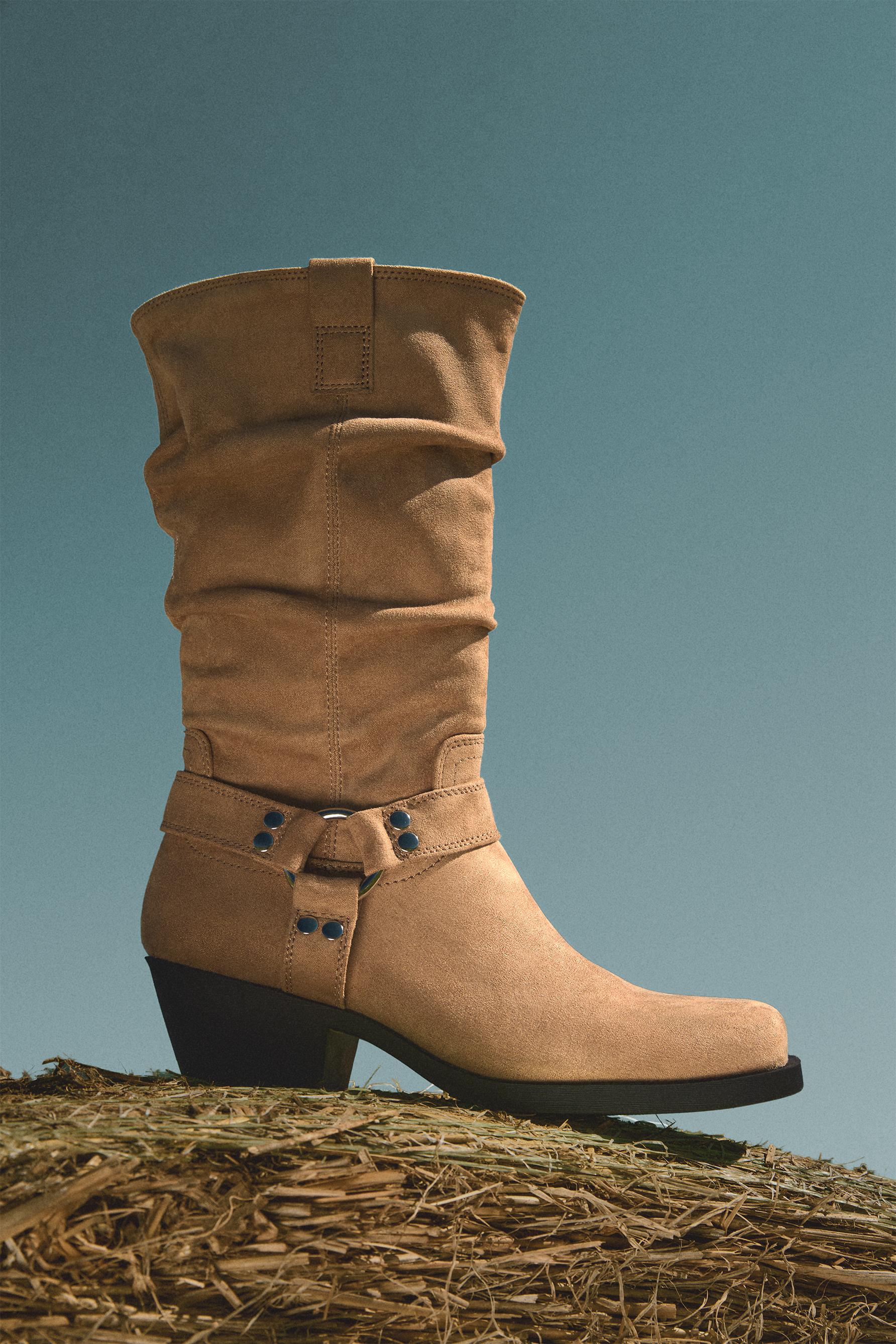 Cowboy boots — BROWN