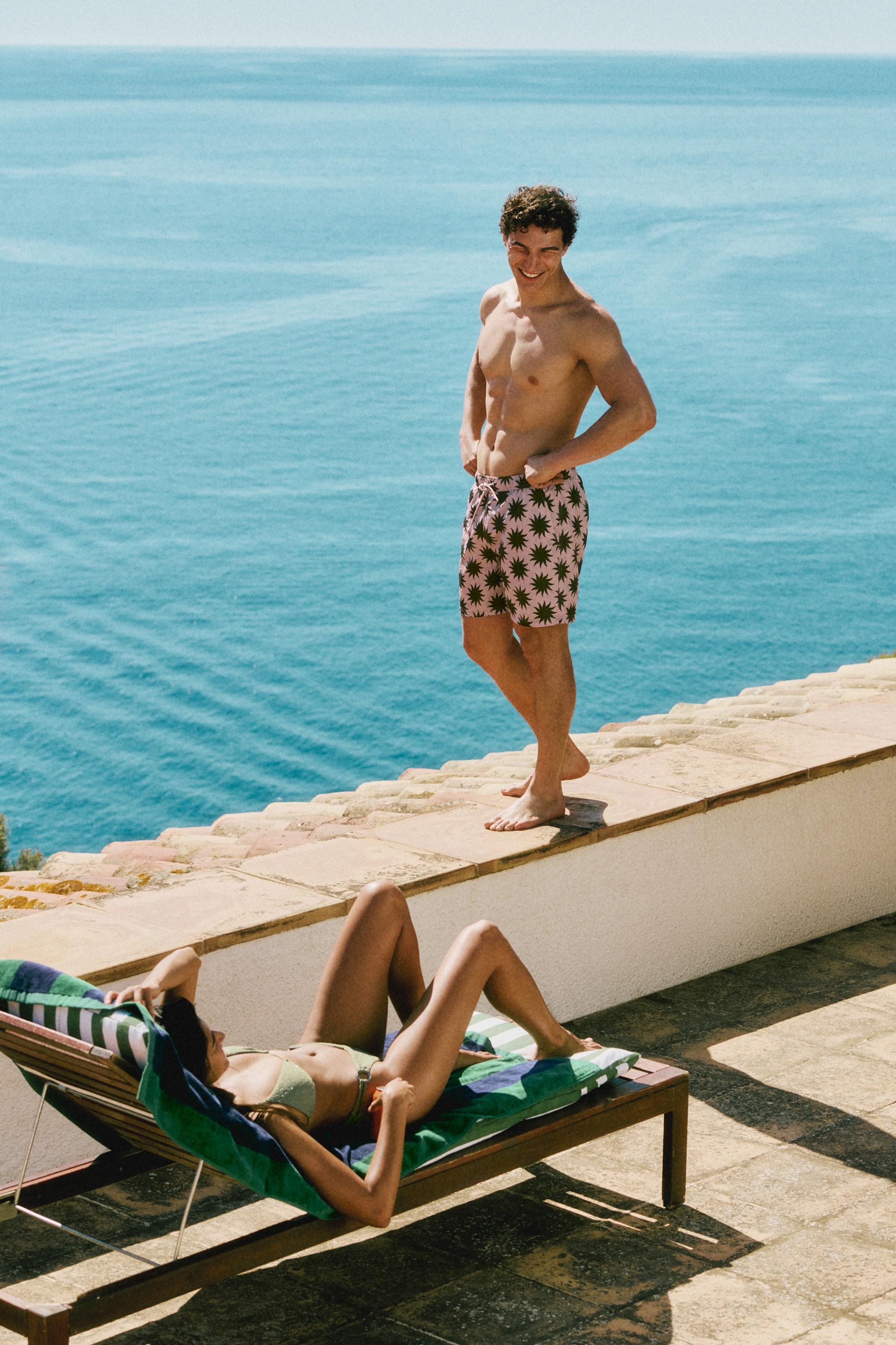 Printed regular fit swim shorts — PINK
