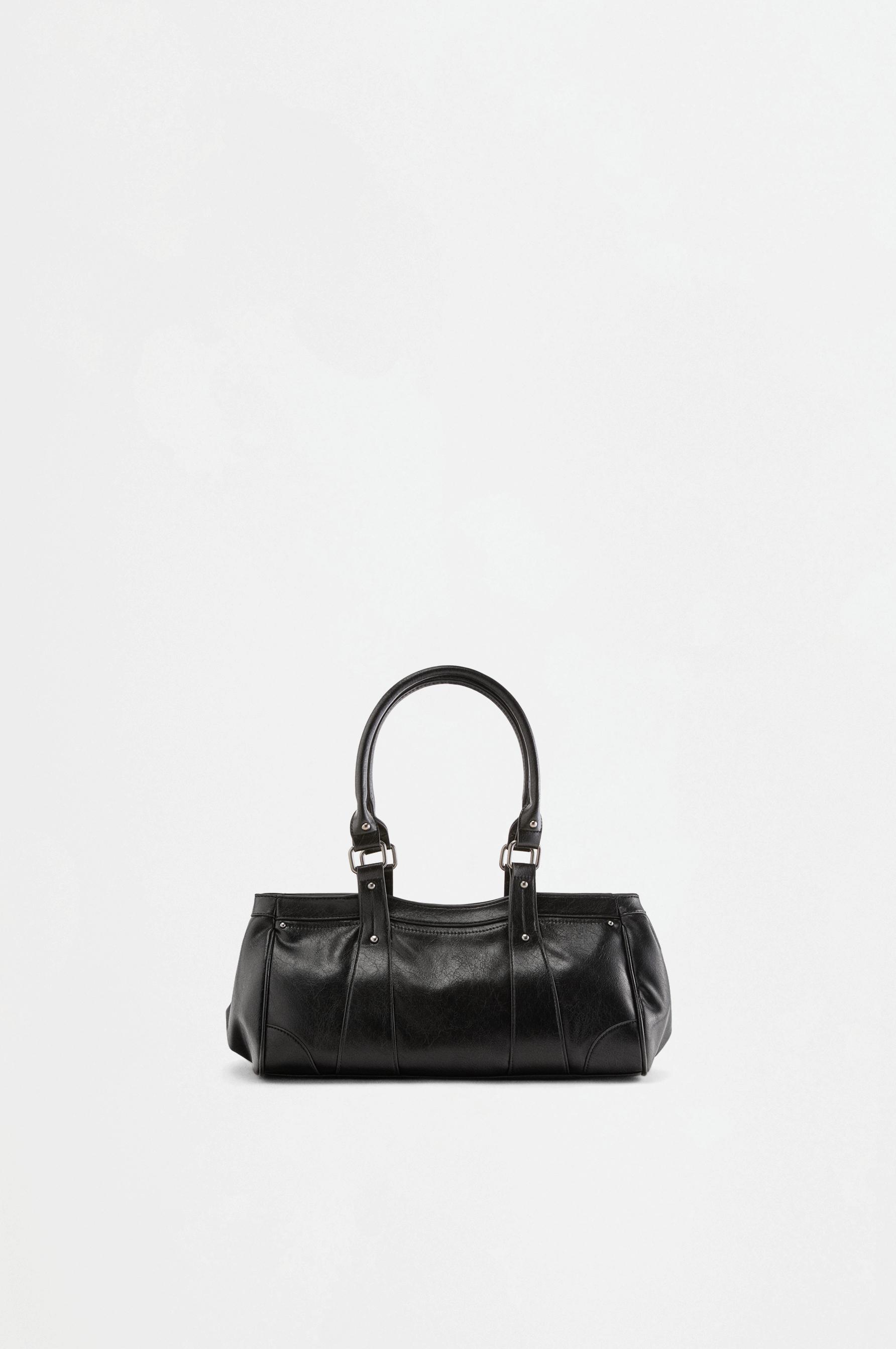 Elongated shoulder bag — BLACK