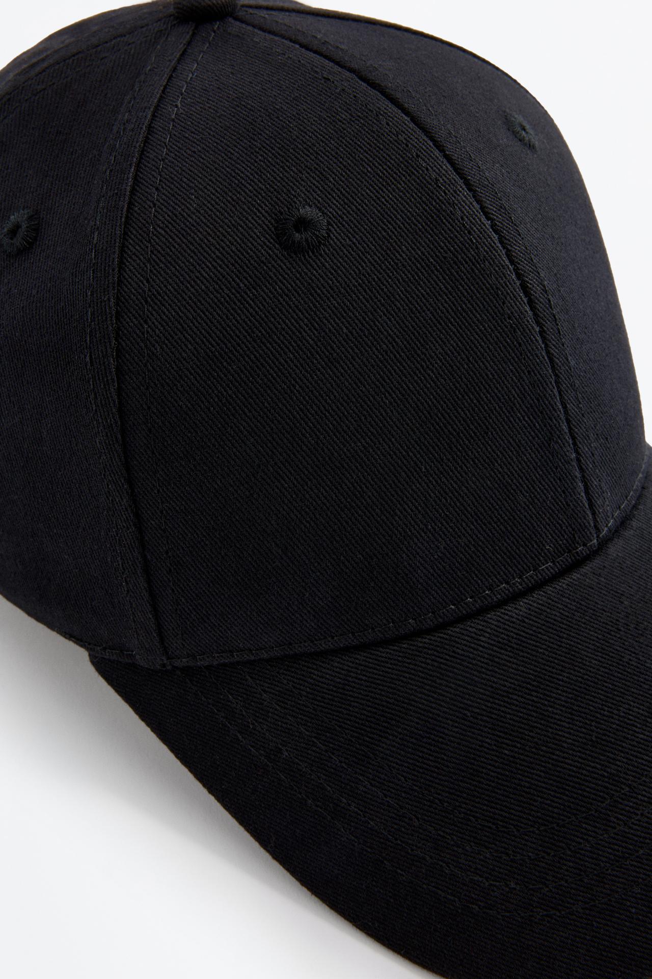 Basic cap — BLACK