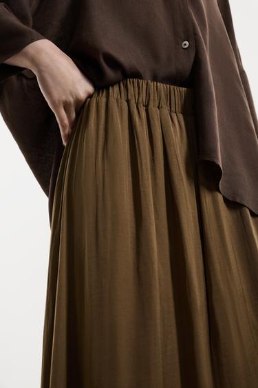 Textured satin midi skirt — KHAKI 3