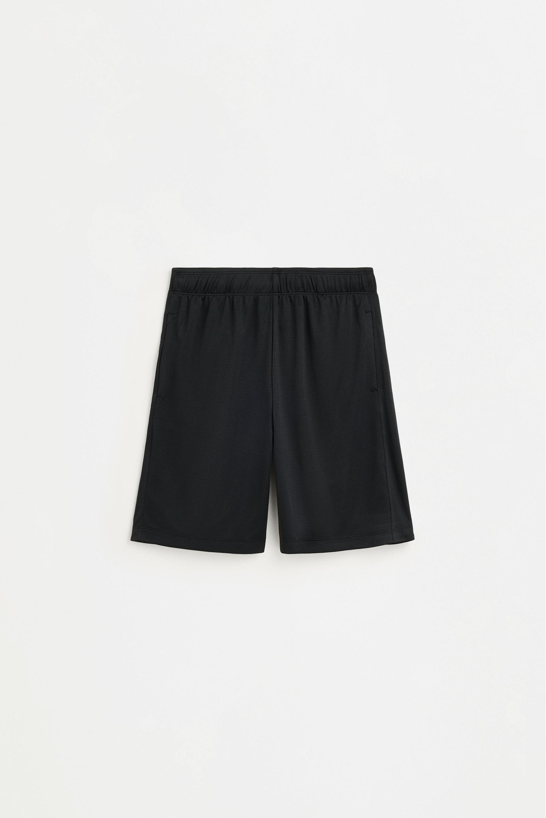 Sleeveless sports co-ord with Bermuda shorts — BLACK