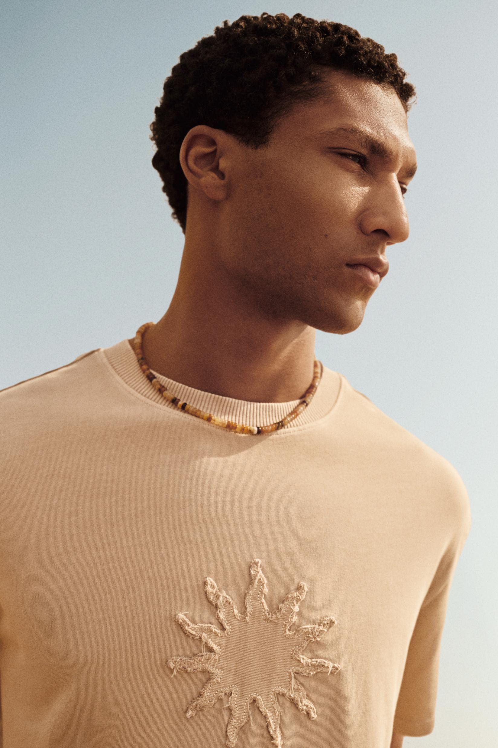 Back print T-shirt — BUTTER