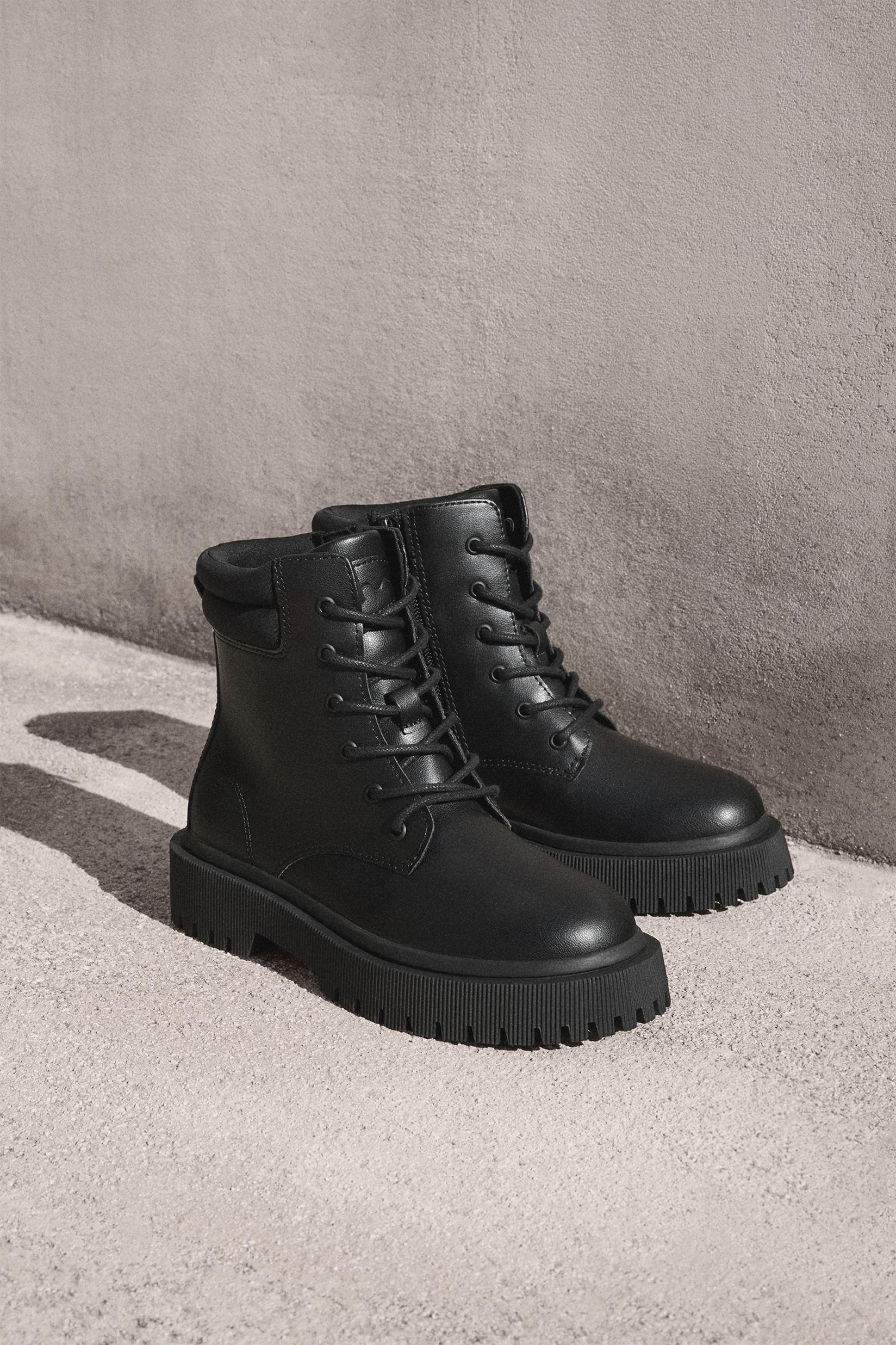 Collar boot — BLACK
