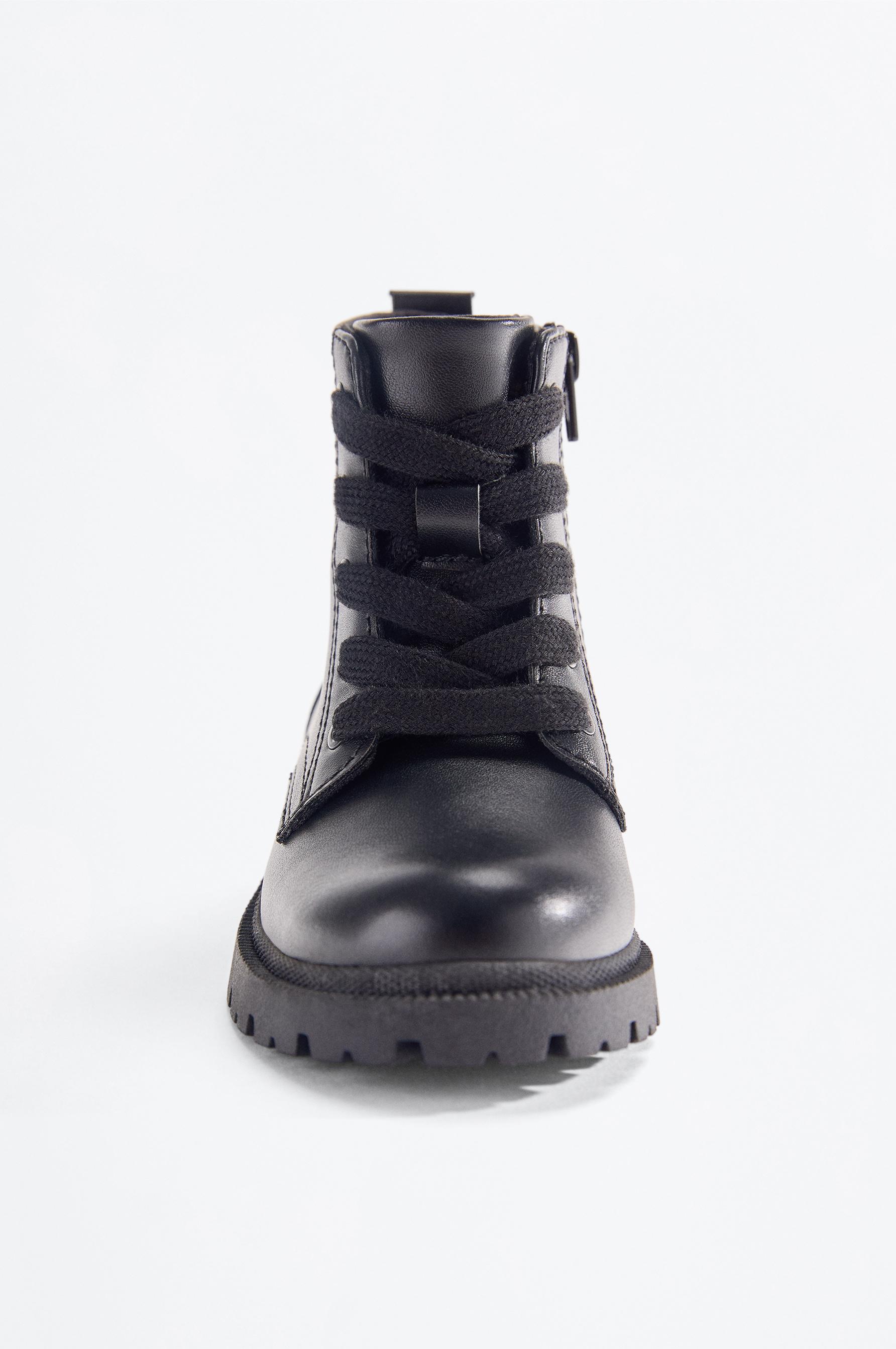 Lace-up boot — BLACK