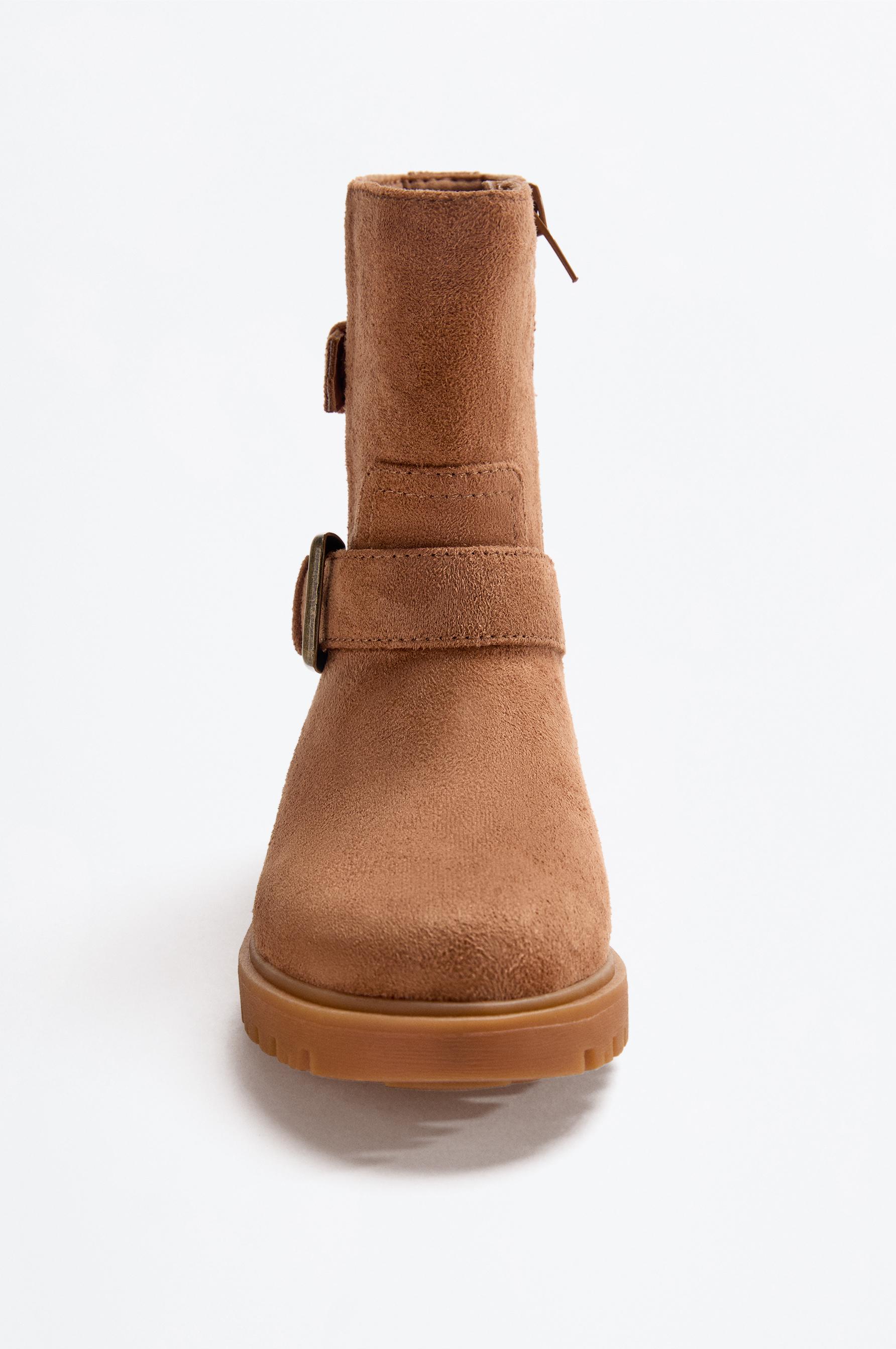 Buckle boots — LEATHER