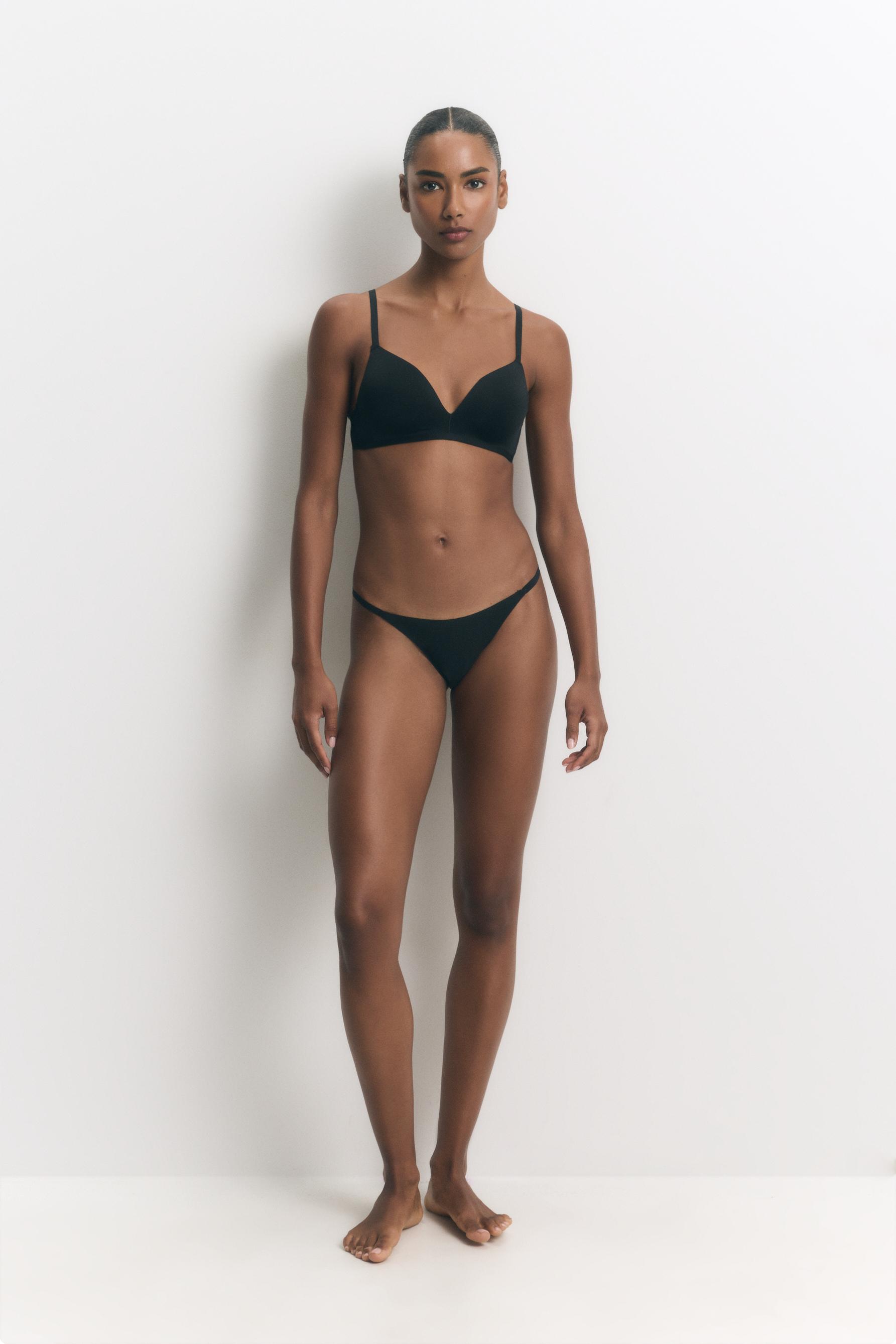 Microfibre classic pre-shaped bra — BLACK