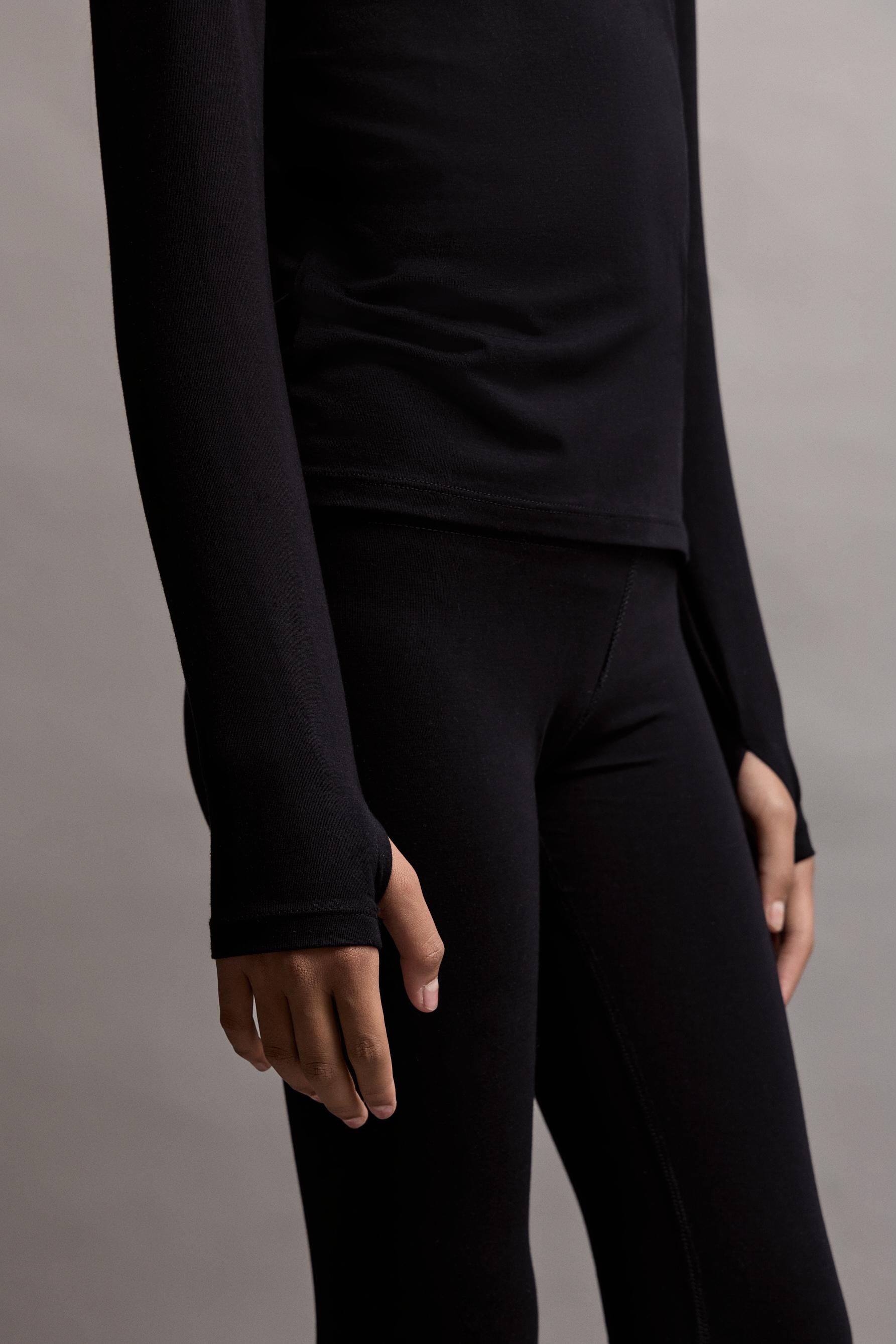 LIGHT WEIGHT Thermal Comfort T-Shirt — BLACK