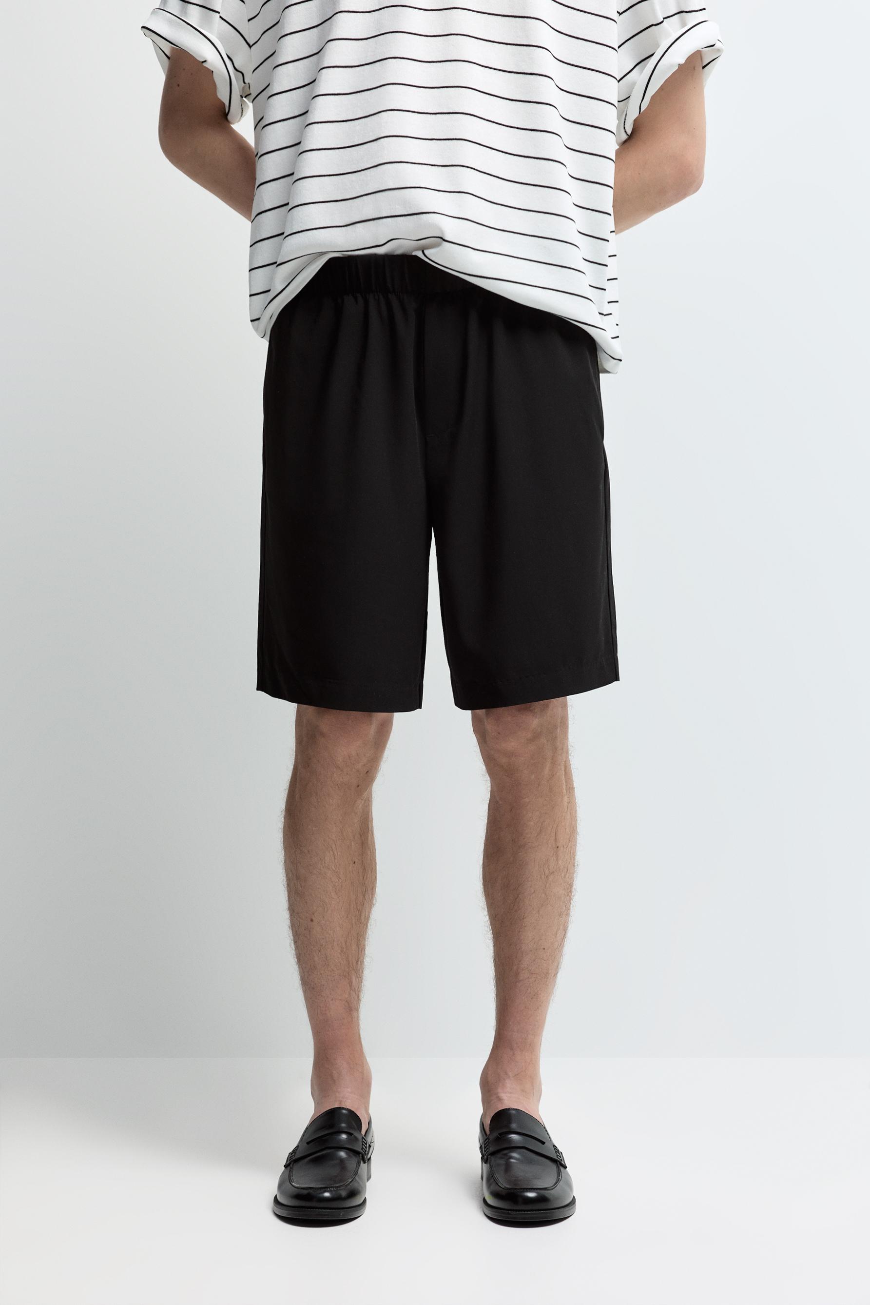 Pleated chino Bermuda shorts — NAVY BLUE