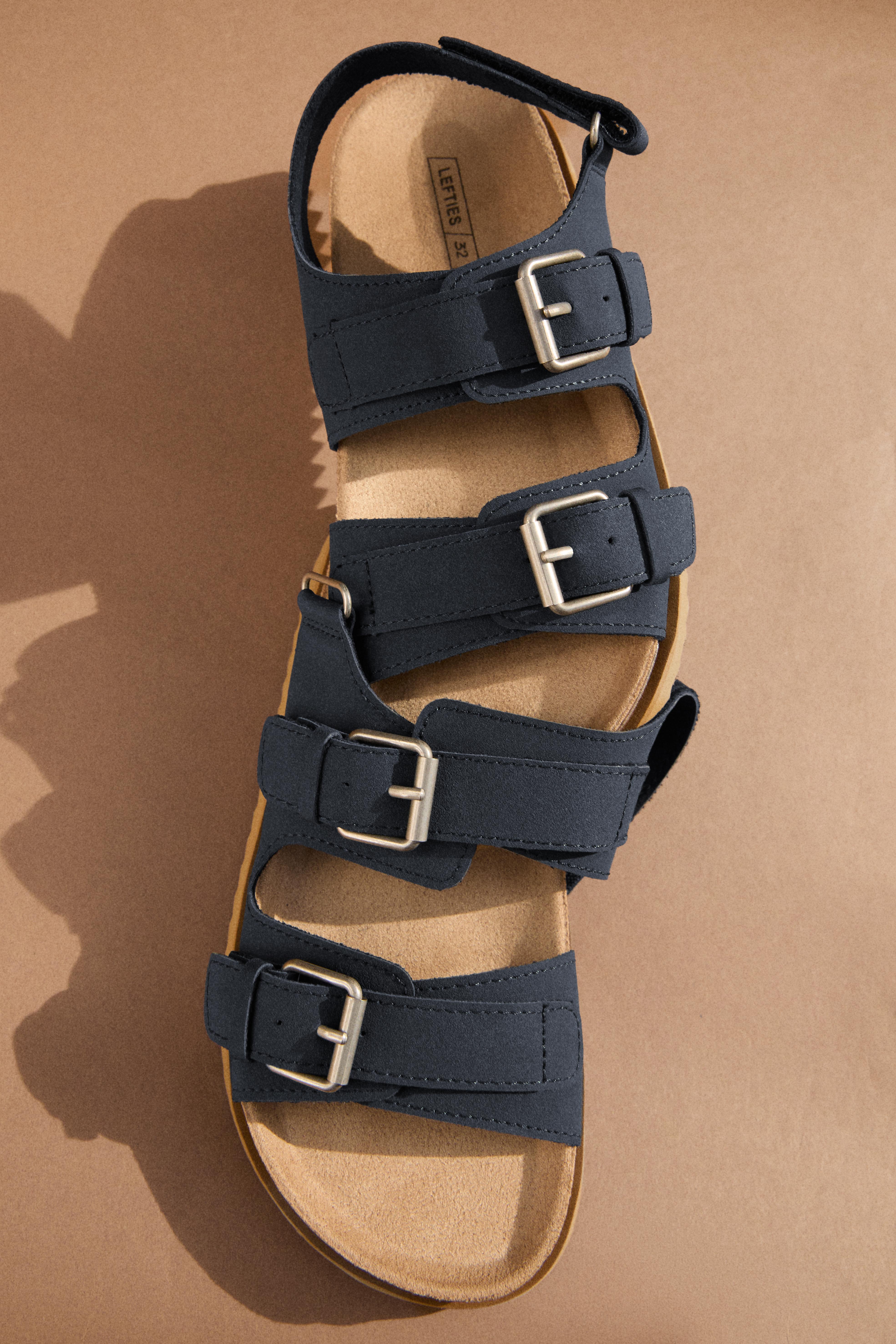 BUCKLE SANDALS — NAVY BLUE