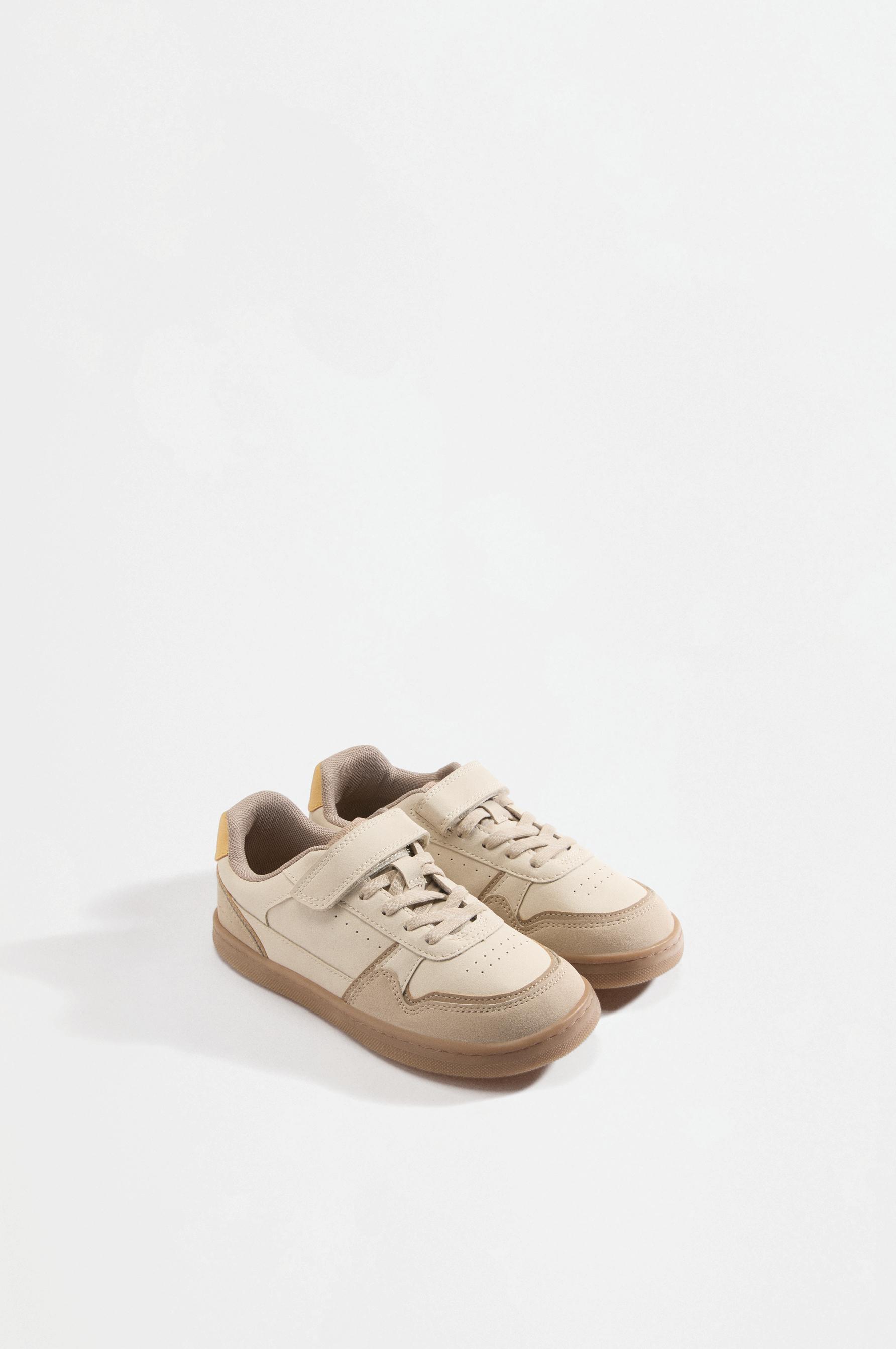 Barefoot Mixed Sneakers — BROWN