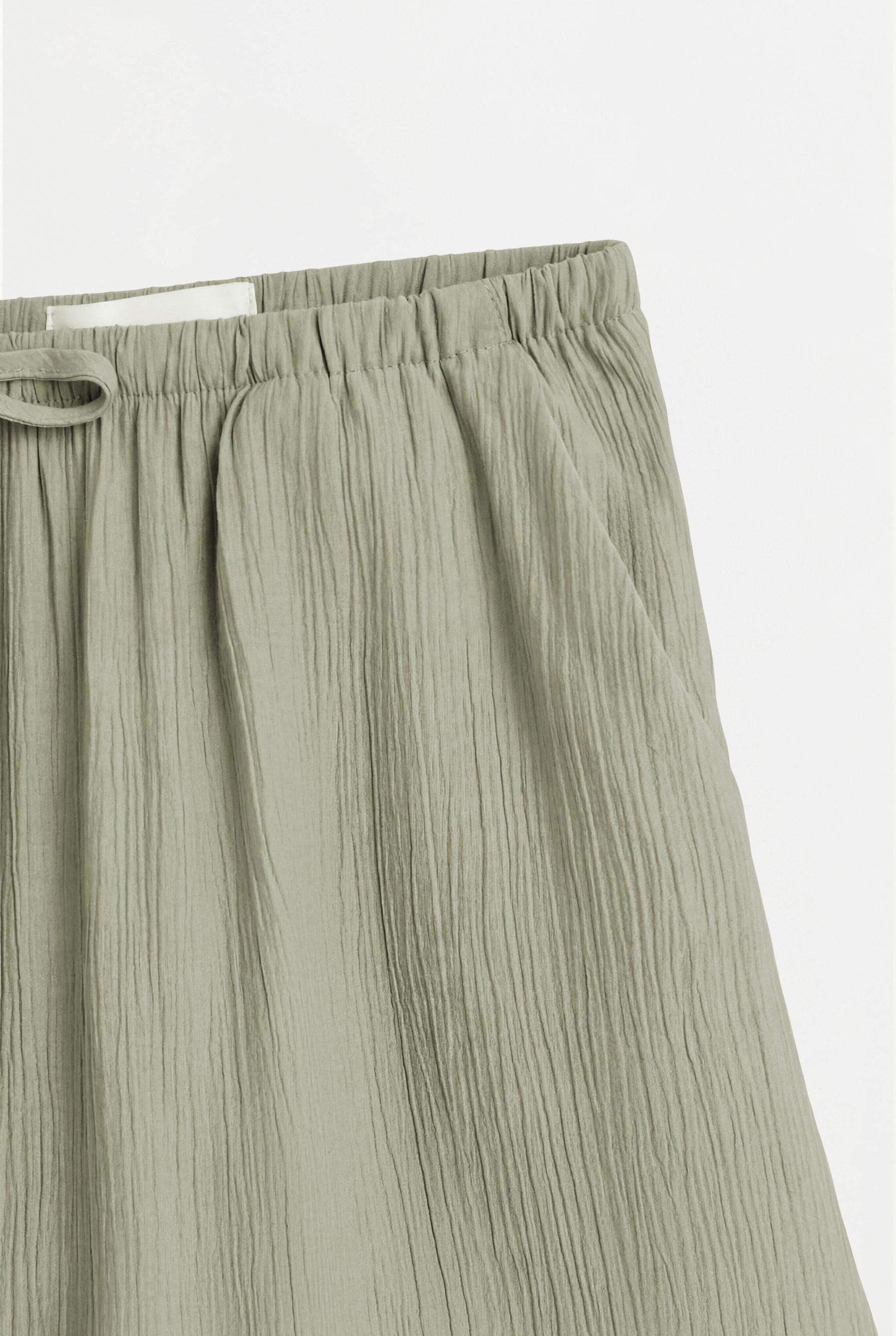 Textured shorts — PALE KHAKI