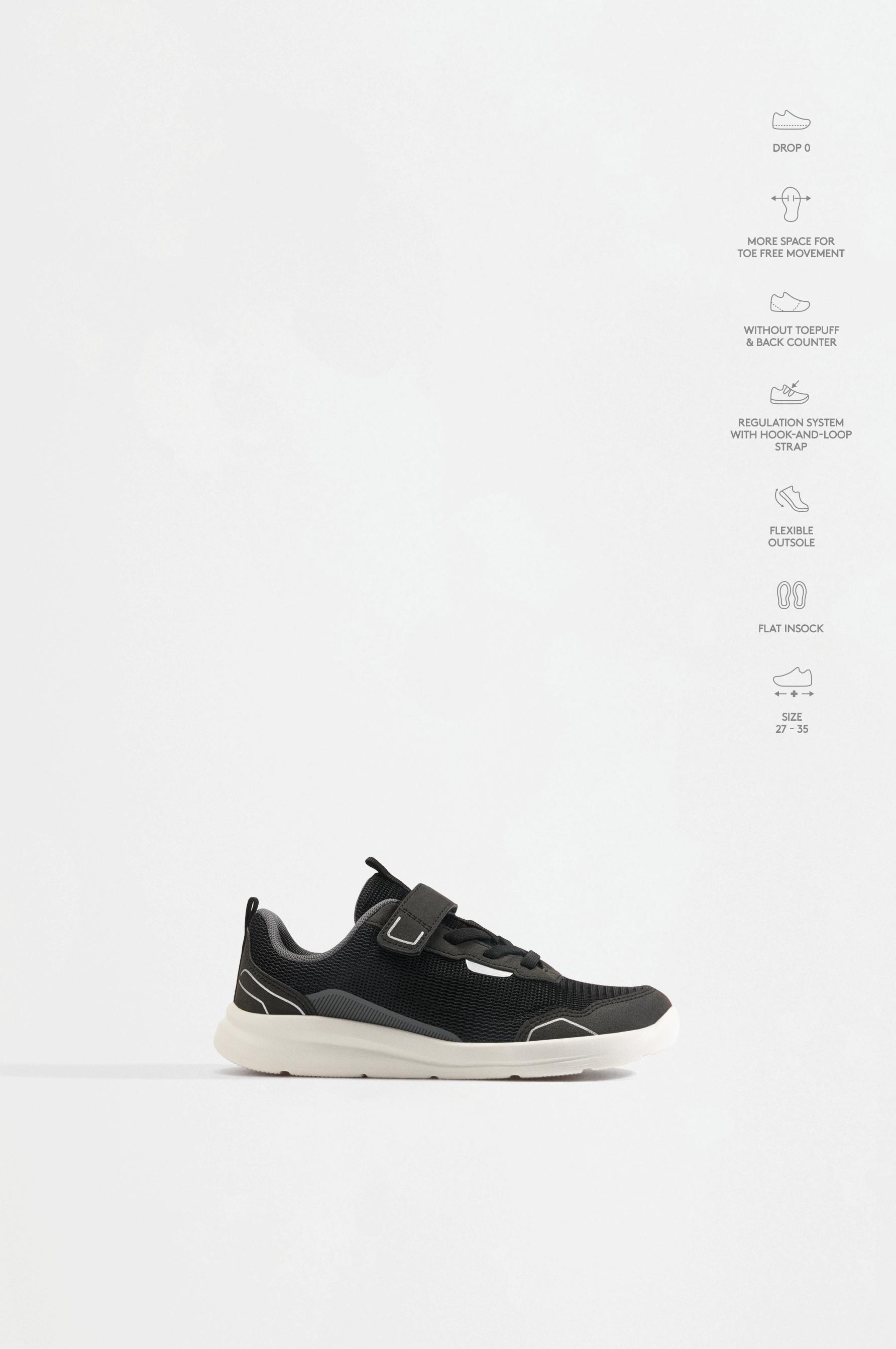 Barefoot sneakers — BLACK