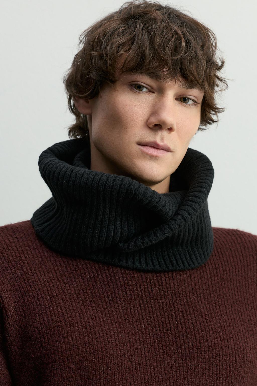 Ribbed snood