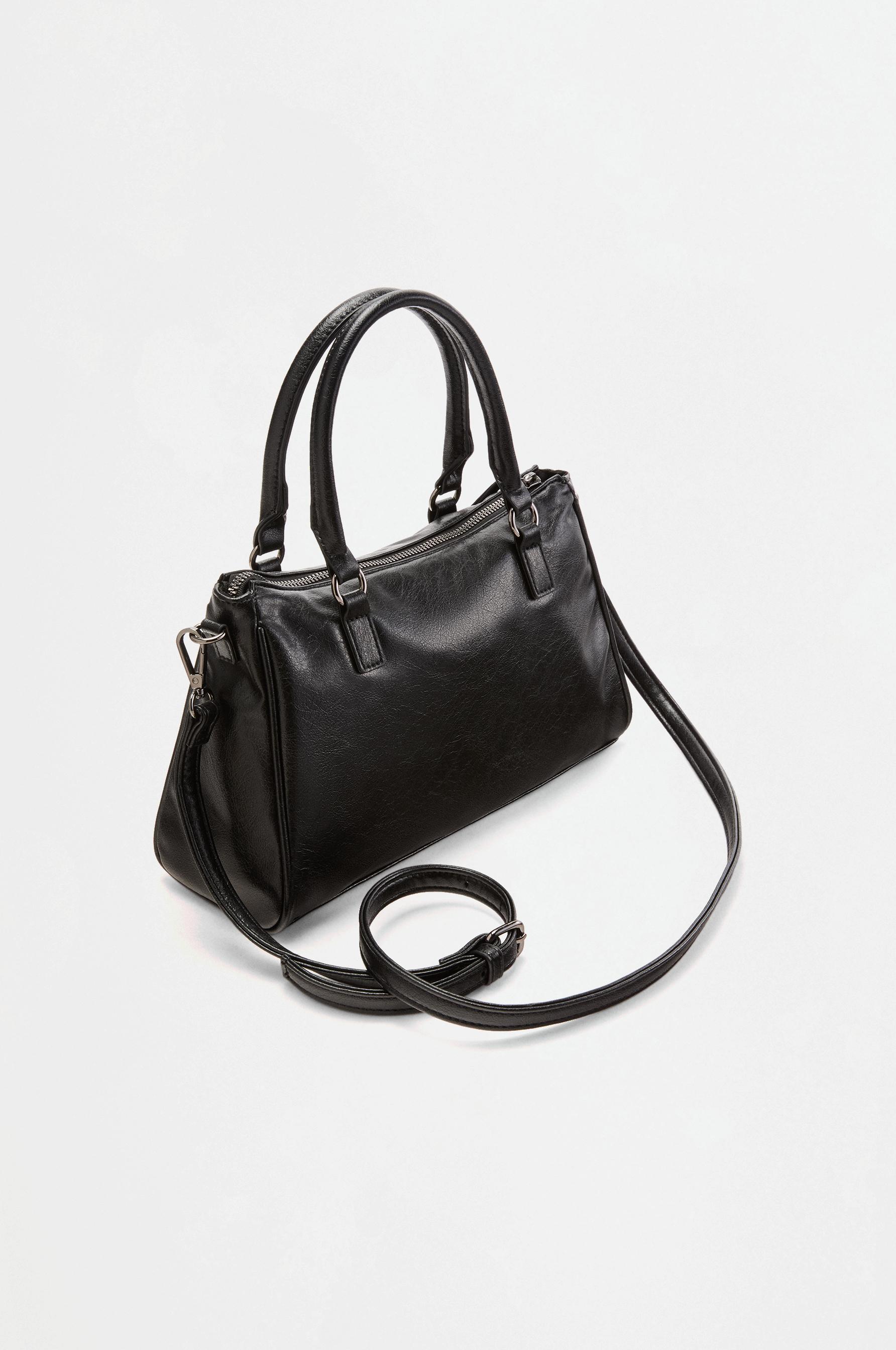 Buckle detail crossbody bag — BLACK